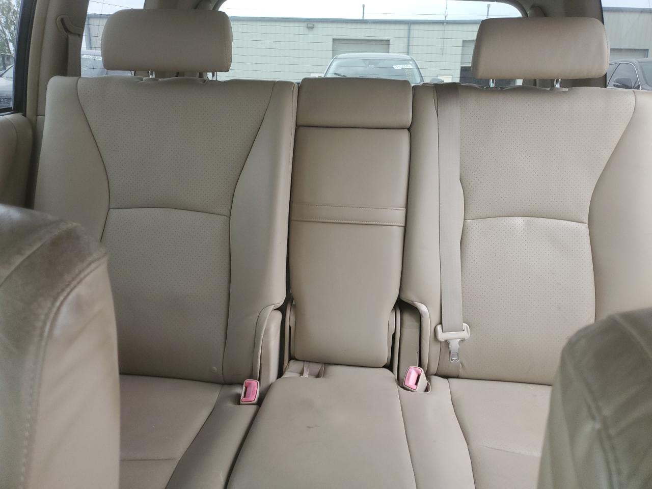 2005 Toyota Highlander Limited VIN: JTEEP21A050114698 Lot: 71903635