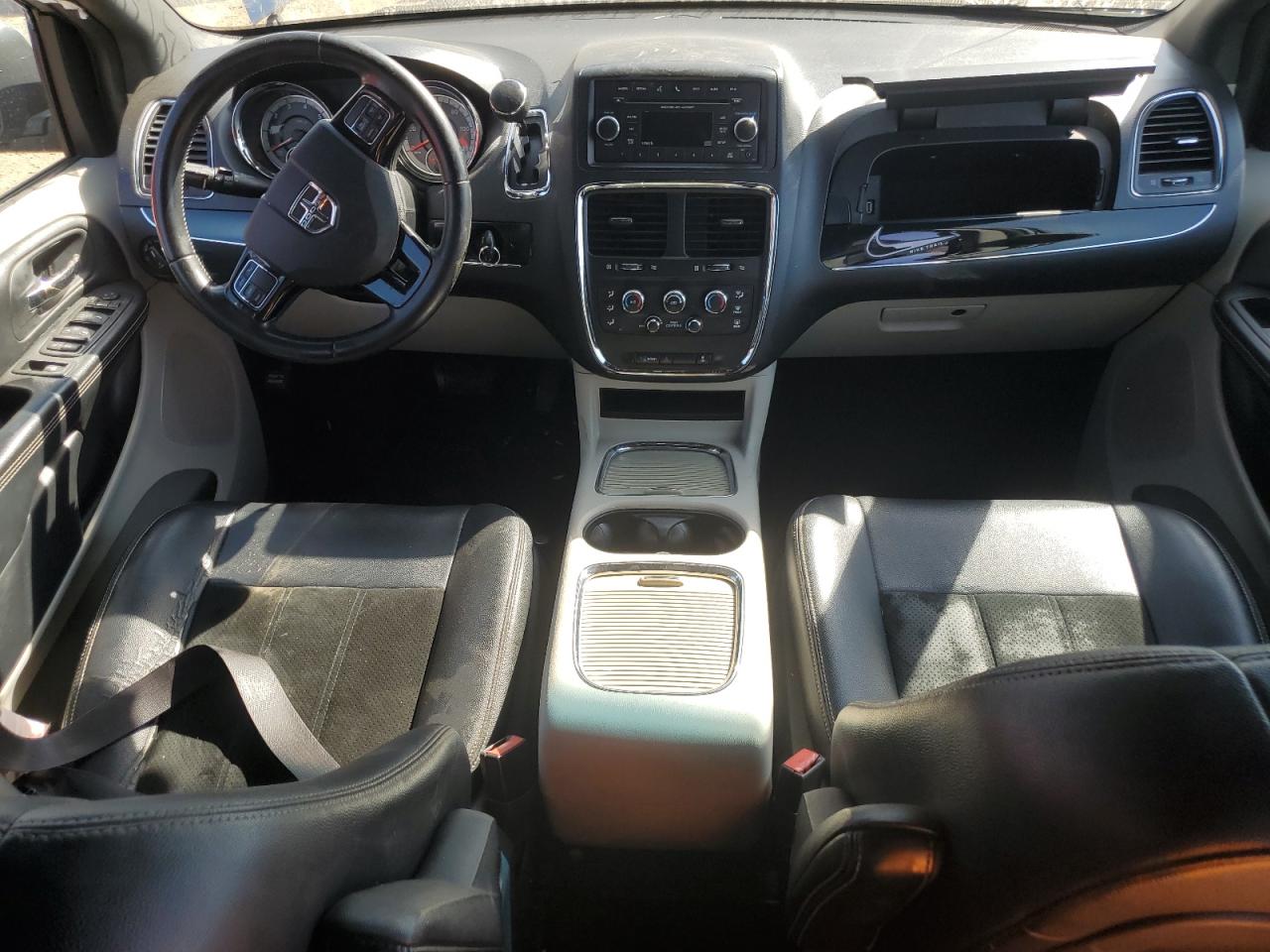 2017 Dodge Grand Caravan Sxt VIN: 2C4RDGCG5HR589352 Lot: 85868295