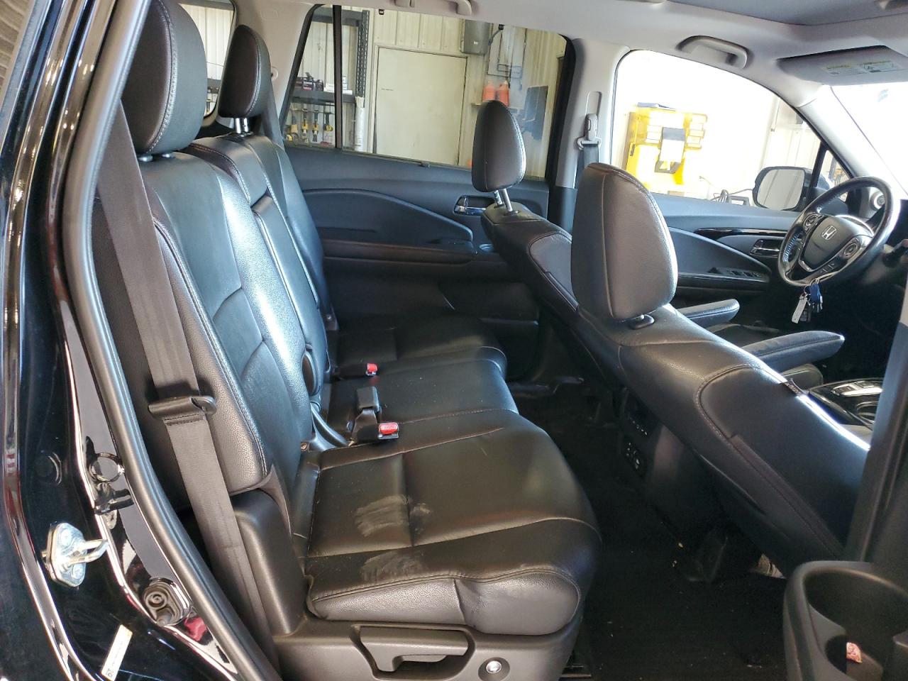 2016 Honda Pilot Touring VIN: 5FNYF5H93GB033457 Lot: 83953945