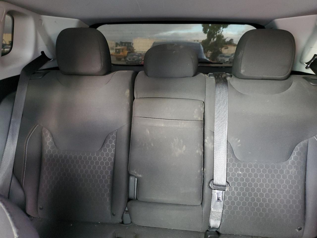 2018 Jeep Compass Sport VIN: 3C4NJCAB4JT139928 Lot: 71929575