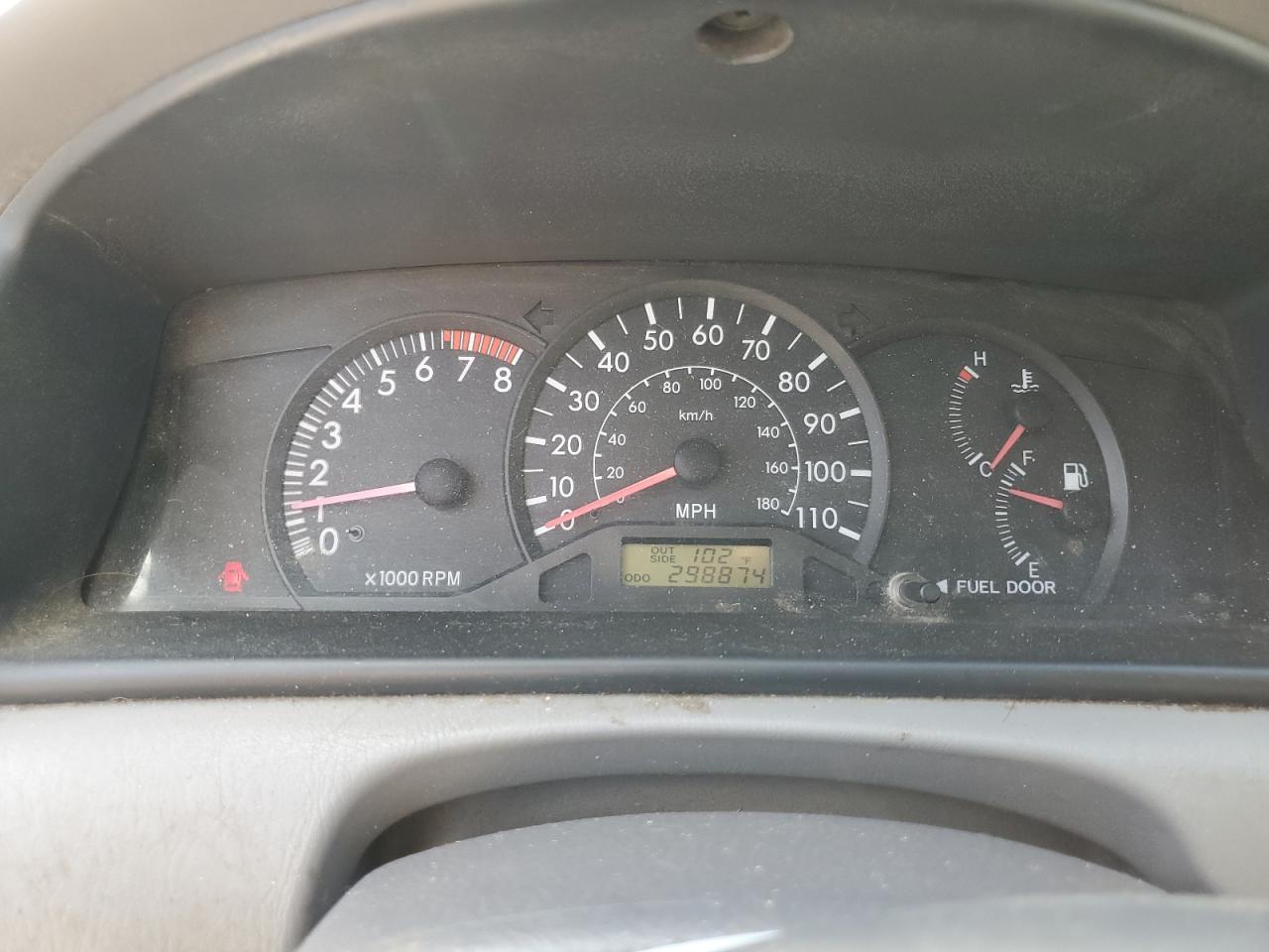 2004 Toyota Corolla Ce VIN: JTDBR32E142043118 Lot: 82124485