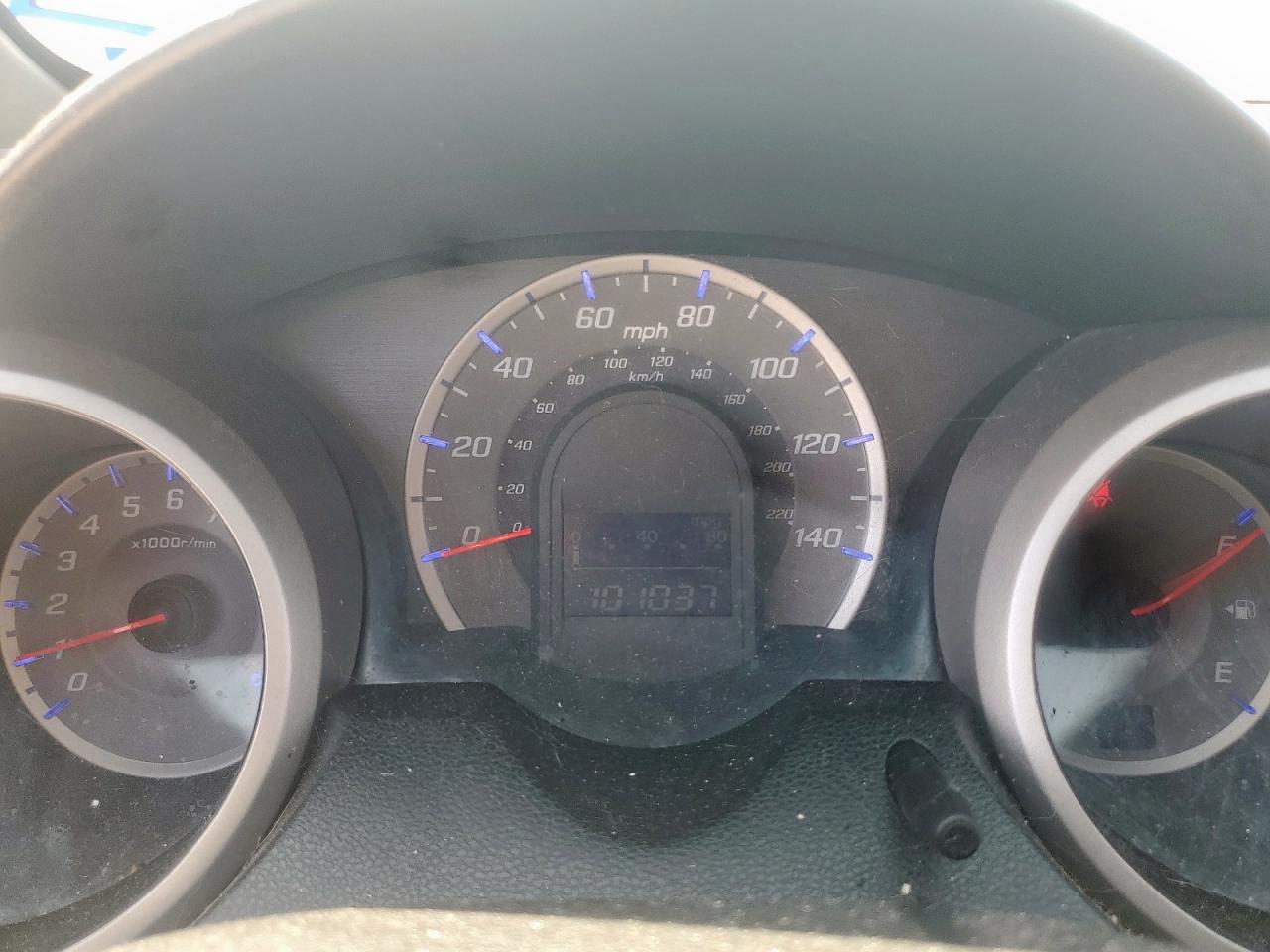 2010 Honda Fit Sport VIN: JHMGE8H45AC035640 Lot: 71568275