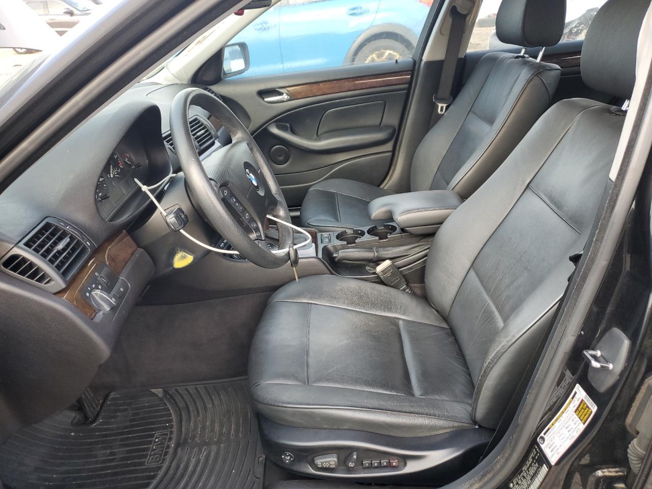 2005 BMW 325 I VIN: WBAEV33485KX10165 Lot: 83756935