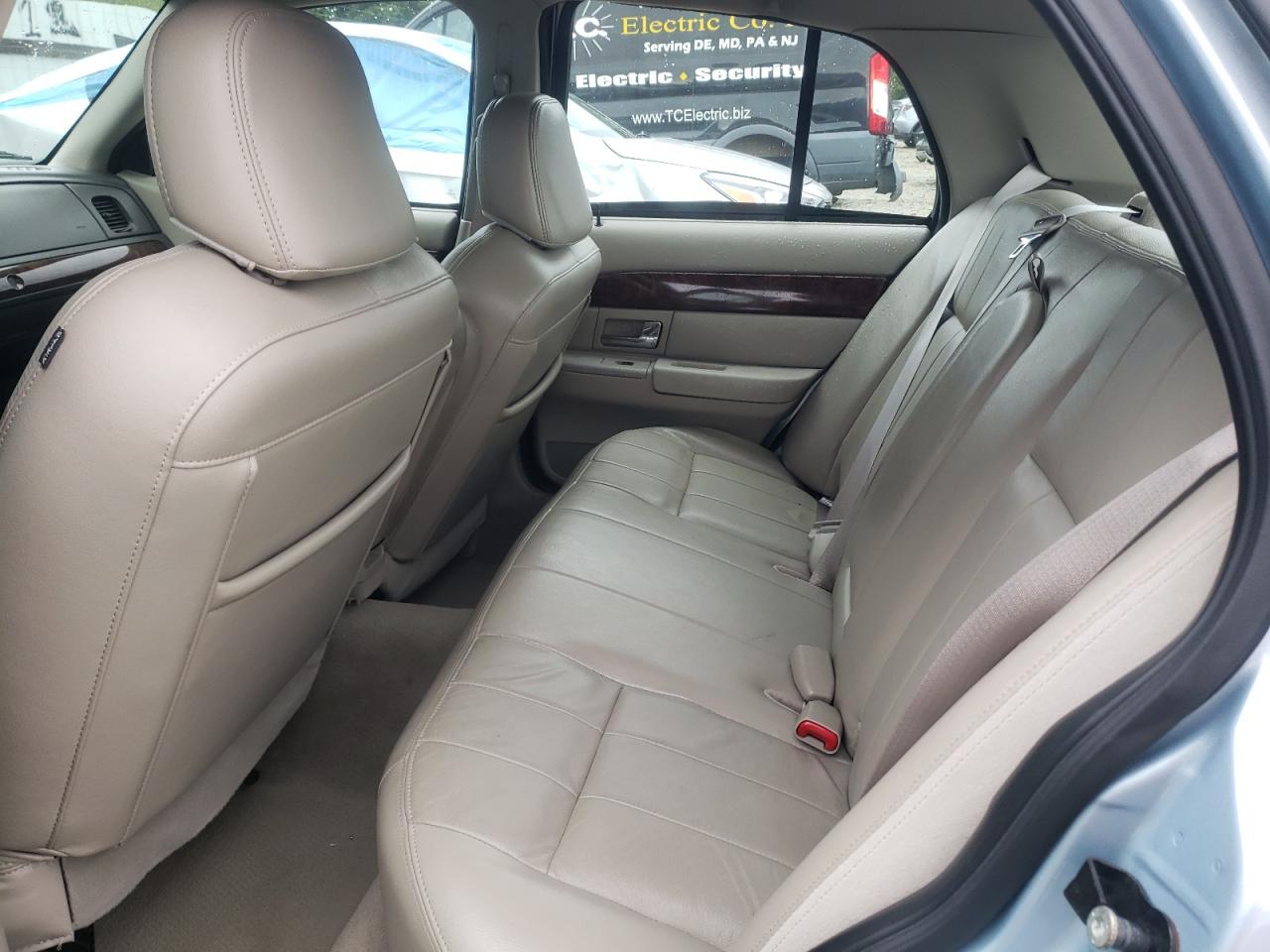 2009 Mercury Grand Marquis Ls VIN: 2MEHM75V89X630964 Lot: 81056995