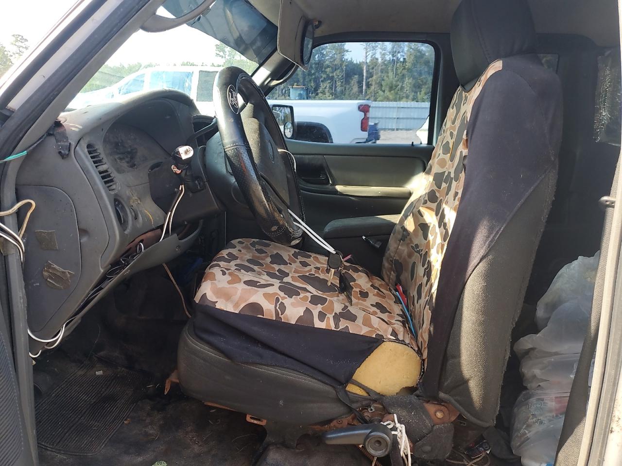 2009 Ford Ranger Super Cab VIN: 1FTYR14D59PA65135 Lot: 81097535