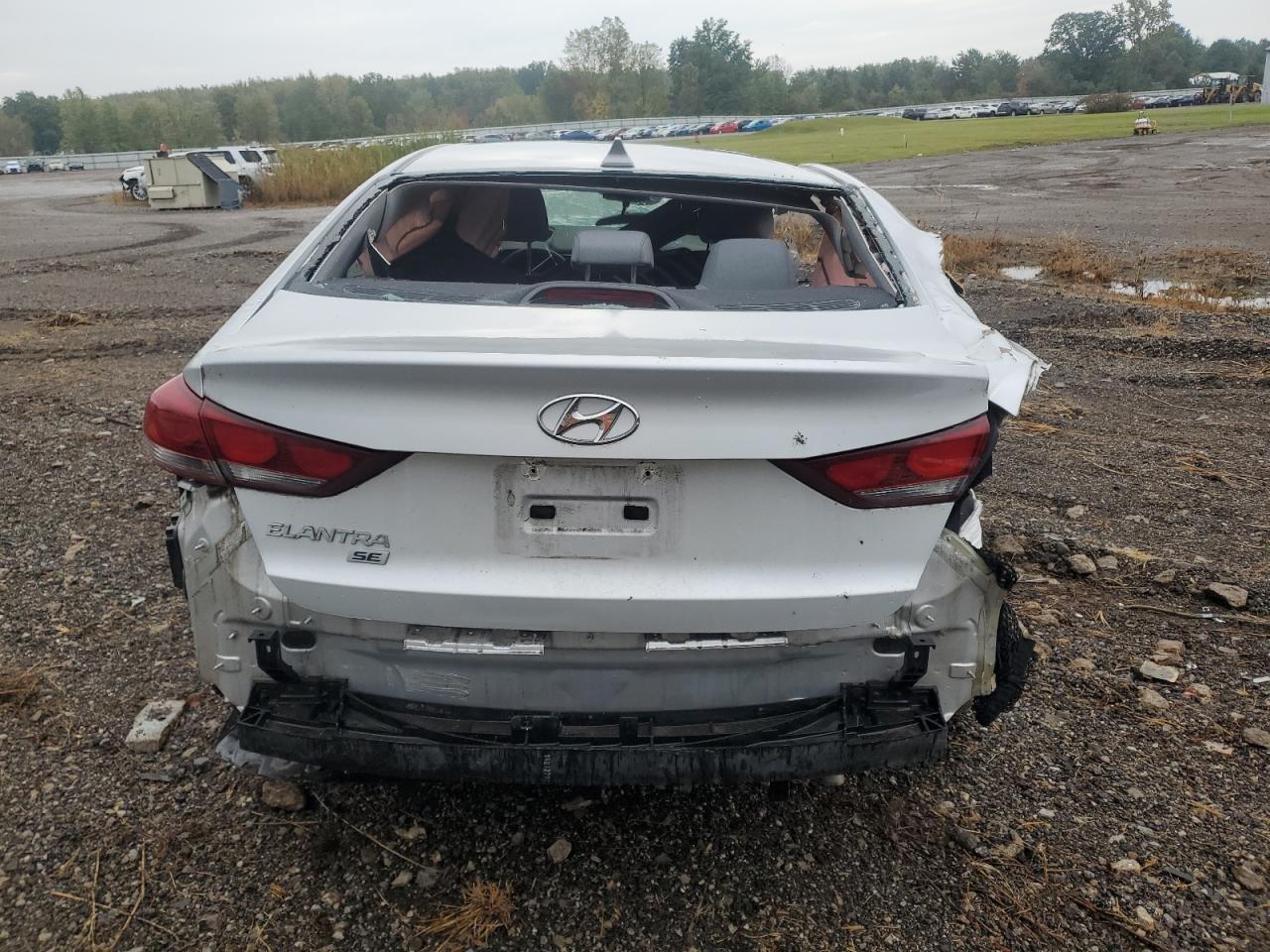 2017 Hyundai Elantra Se VIN: KMHD74LF5HU114676 Lot: 71430805