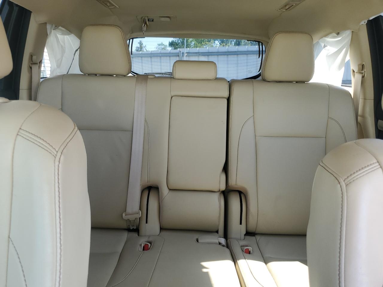 2019 Toyota Highlander Hybrid VIN: 5TDJGRFH7KS056633 Lot: 81430445