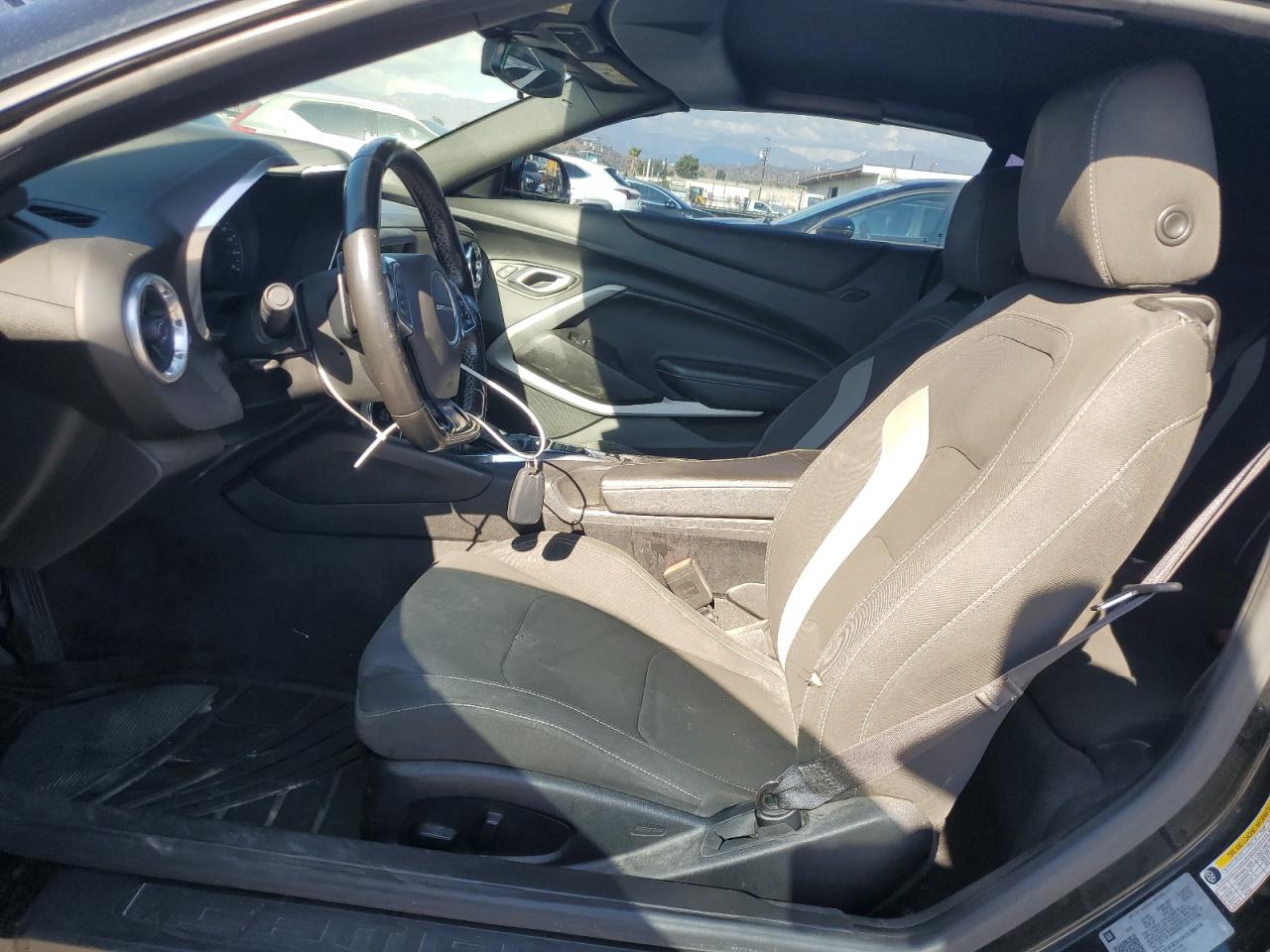 2019 Chevrolet Camaro Ls VIN: 1G1FB3DX5K0138979 Lot: 81701755