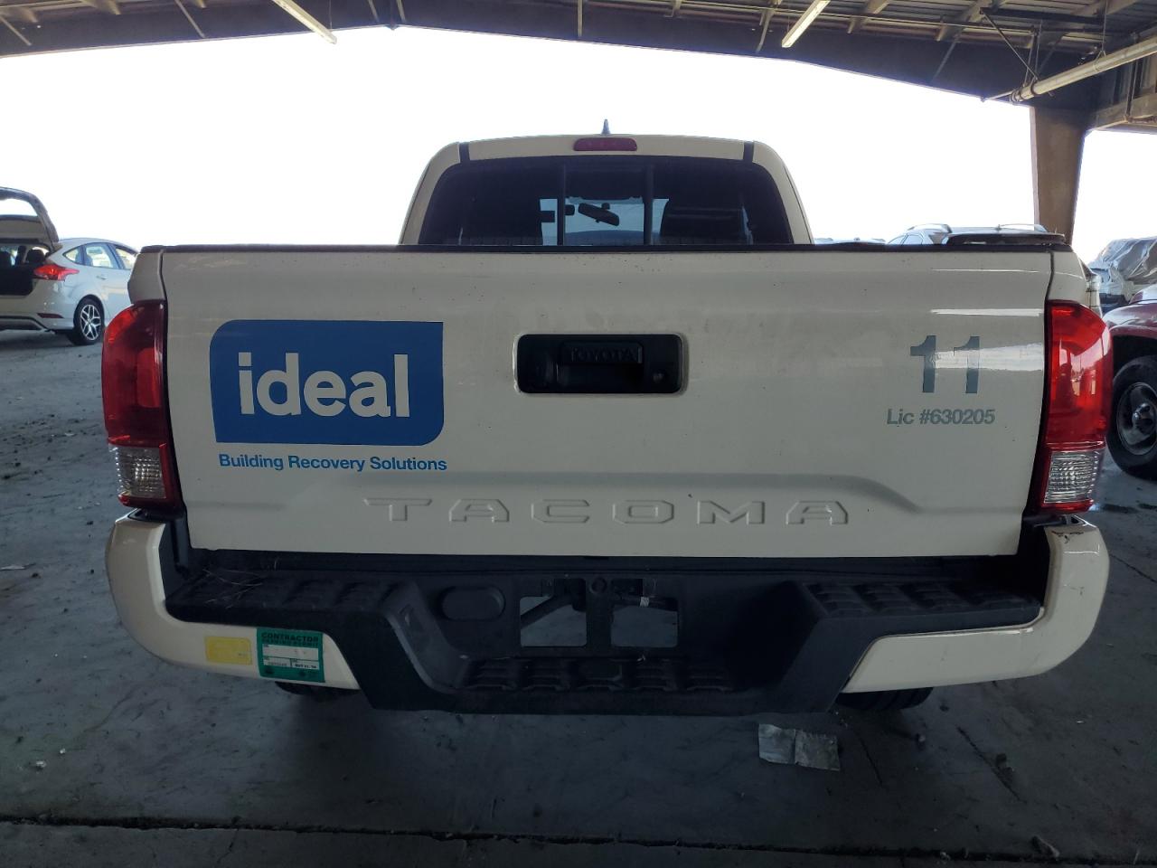 2017 Toyota Tacoma Access Cab VIN: 5TFRX5GN8HX092138 Lot: 81086365