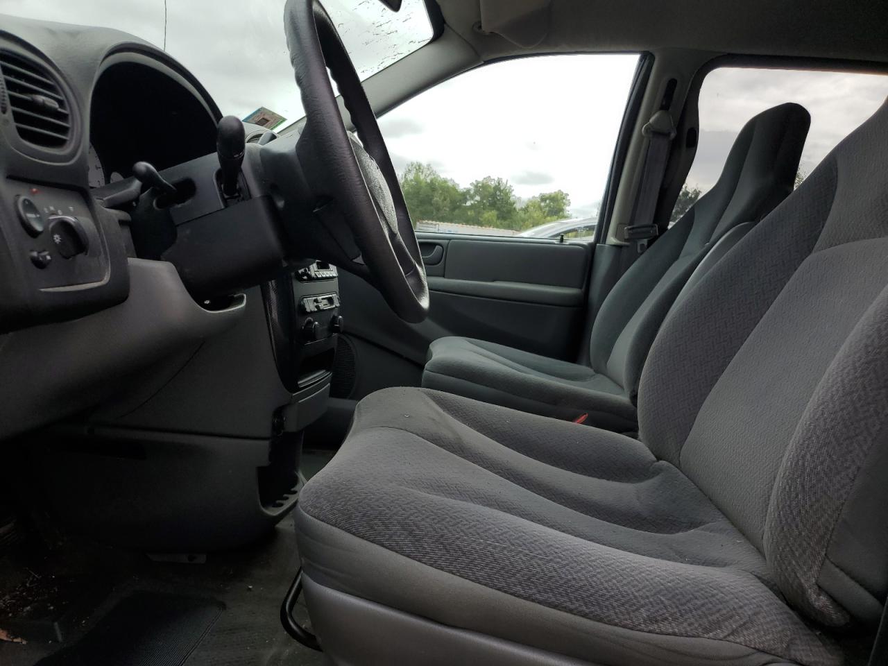 2005 Dodge Caravan Sxt VIN: 1D4GP45R85B312915 Lot: 81825525