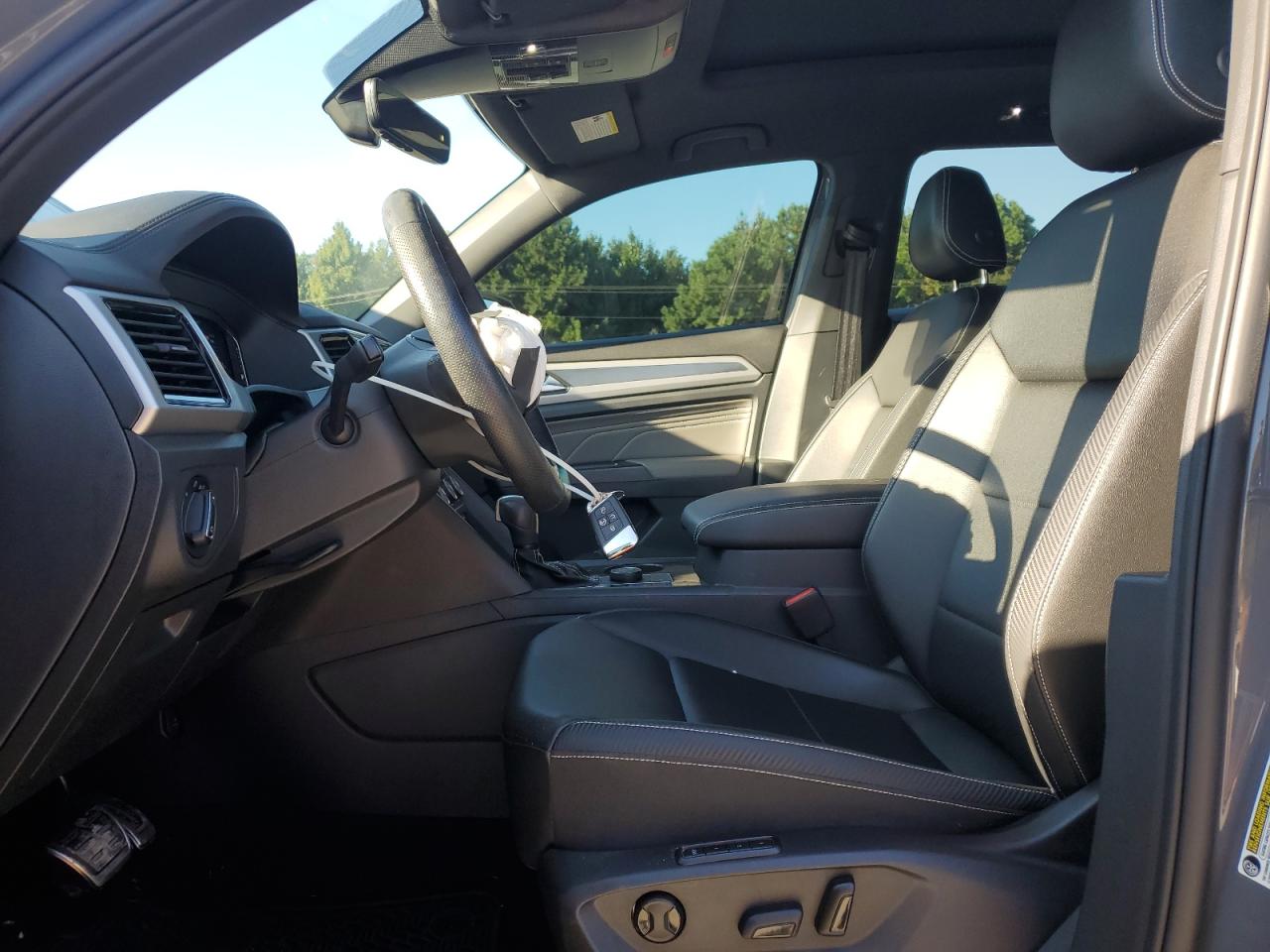 2023 Volkswagen Atlas Cross Sport Sel R-Line VIN: 1V2SC2CA8PC218159 Lot: 71997845