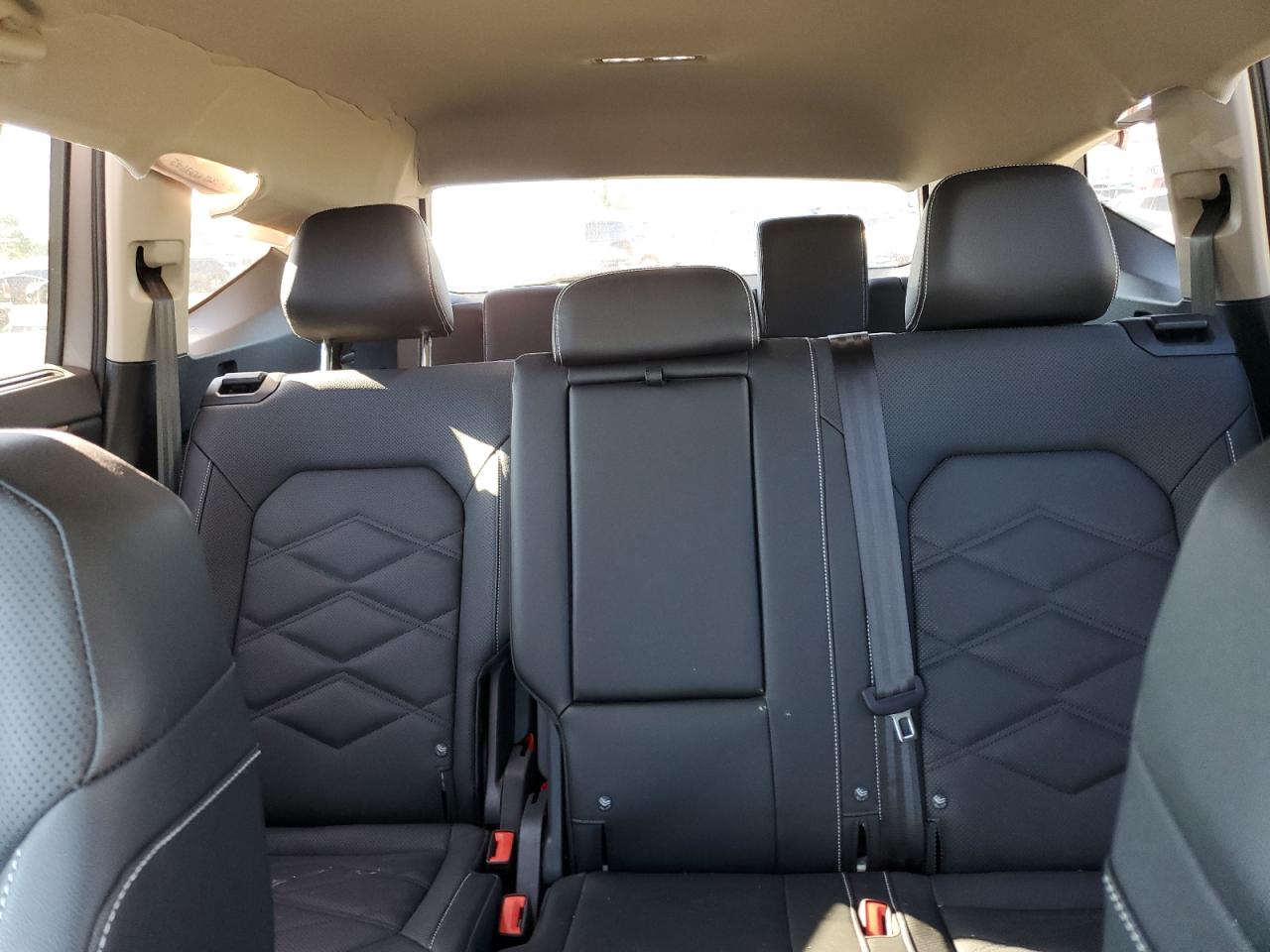 2025 Volkswagen Atlas Se VIN: 1V2HR2CA4SC531792 Lot: 70316955