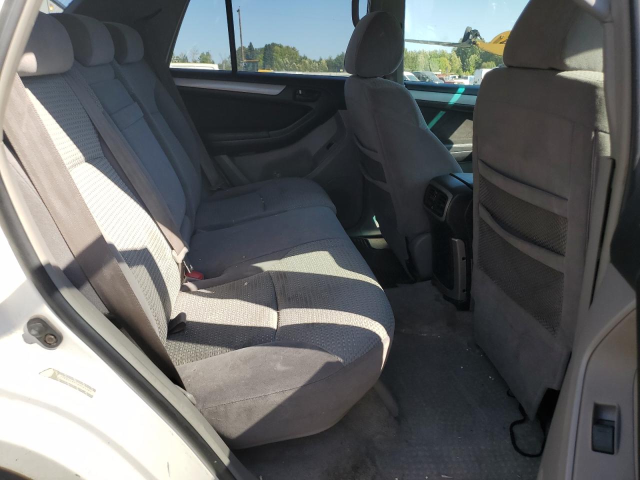 2004 Toyota 4Runner Sr5 VIN: JTEBU14R040041161 Lot: 81323485