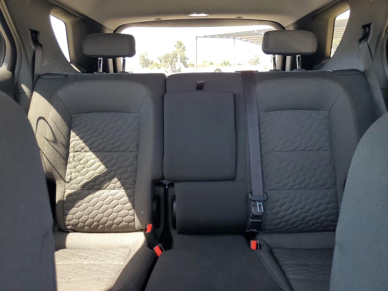 2020 Chevrolet Equinox Lt VIN: 2GNAXUEV2L6218102 Lot: 70937025