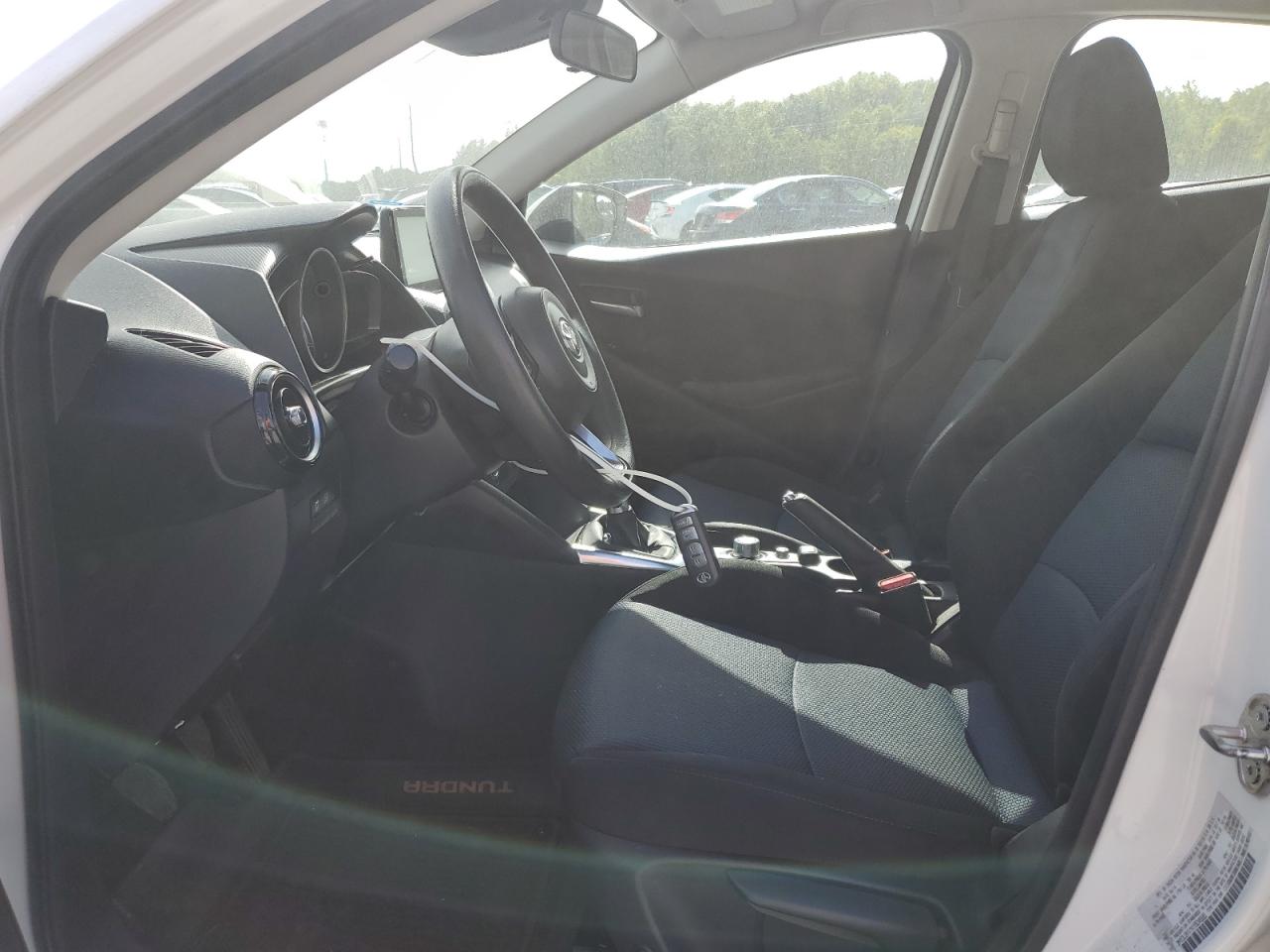 2019 Toyota Yaris L VIN: 3MYDLBYV1KY504586 Lot: 71089275