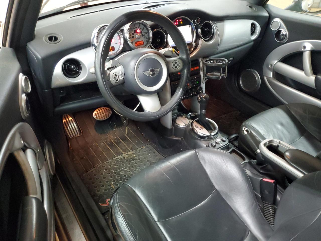 2006 Mini Cooper S VIN: WMWRH33516TK58590 Lot: 81504115
