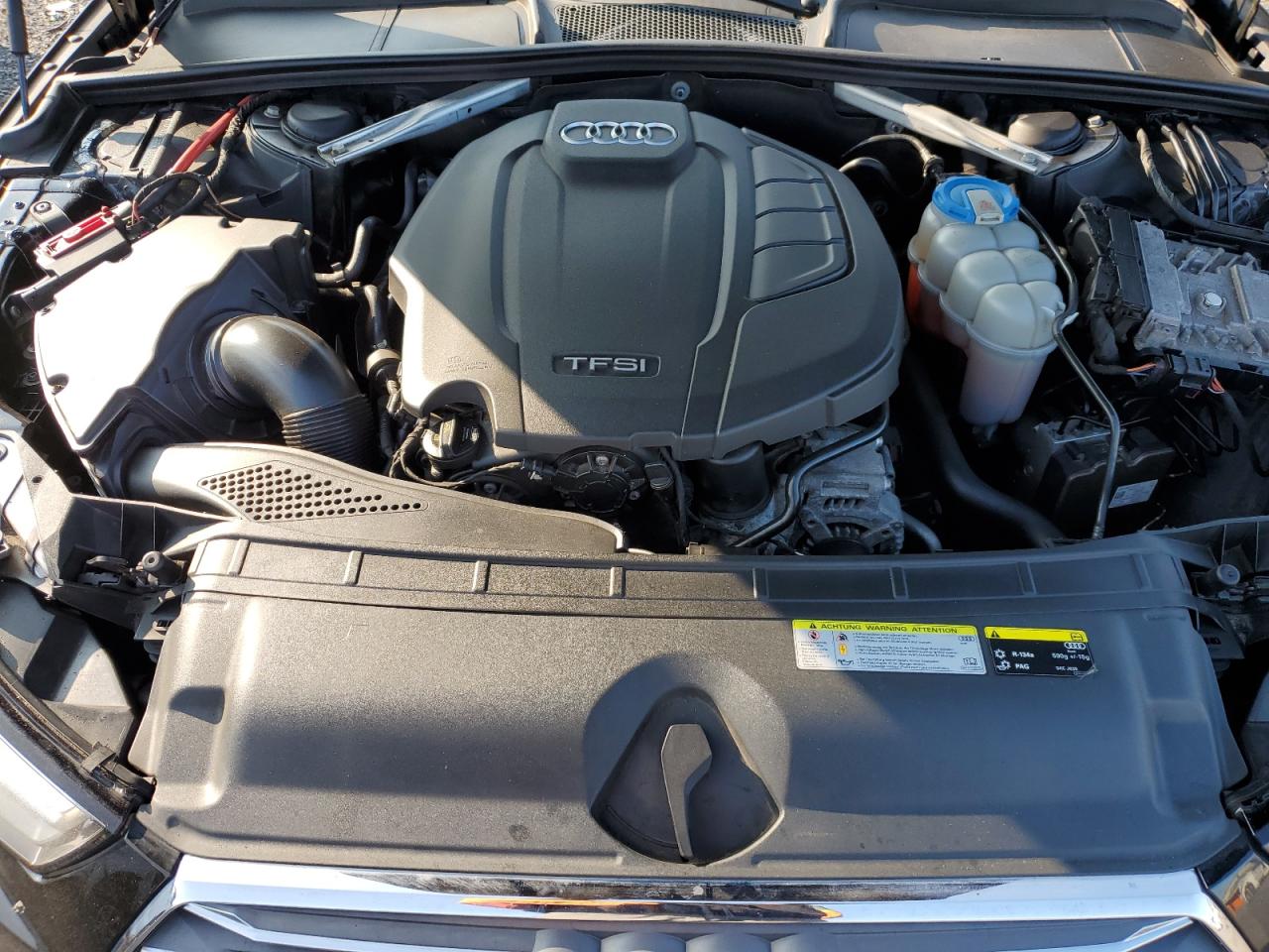 2017 Audi A4 Premium VIN: WAUANAF47HN063050 Lot: 72074515