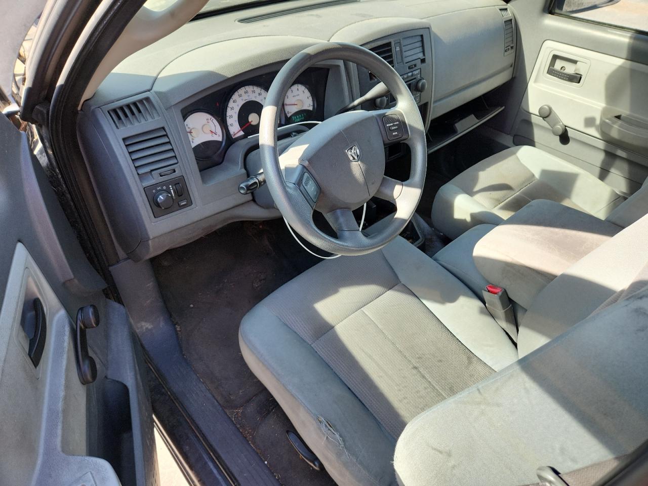 2005 Dodge Dakota St VIN: 1D7HE22K25S260271 Lot: 80764335