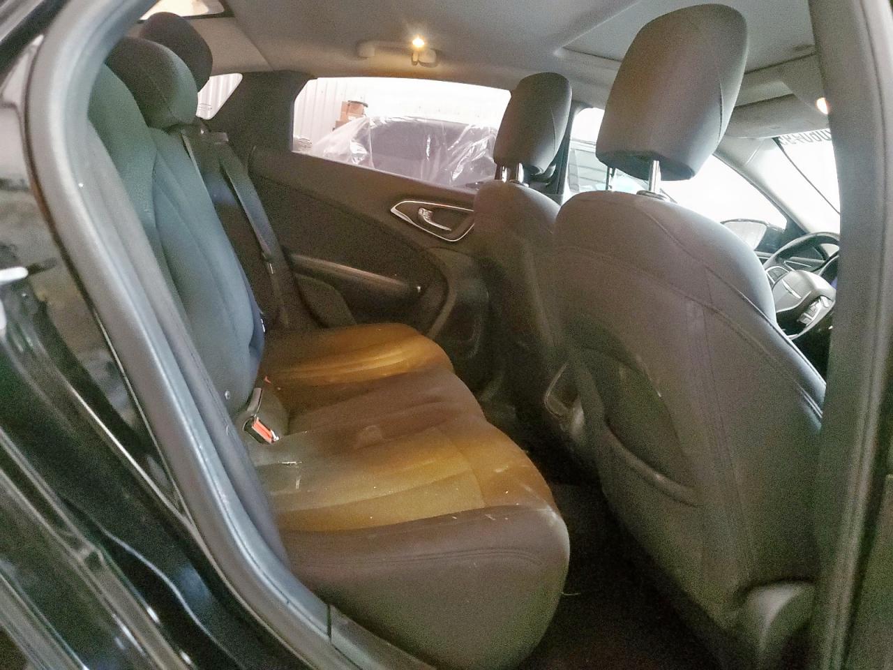 2015 Chrysler 200 Limited VIN: 1C3CCCAB7FN581910 Lot: 82060795