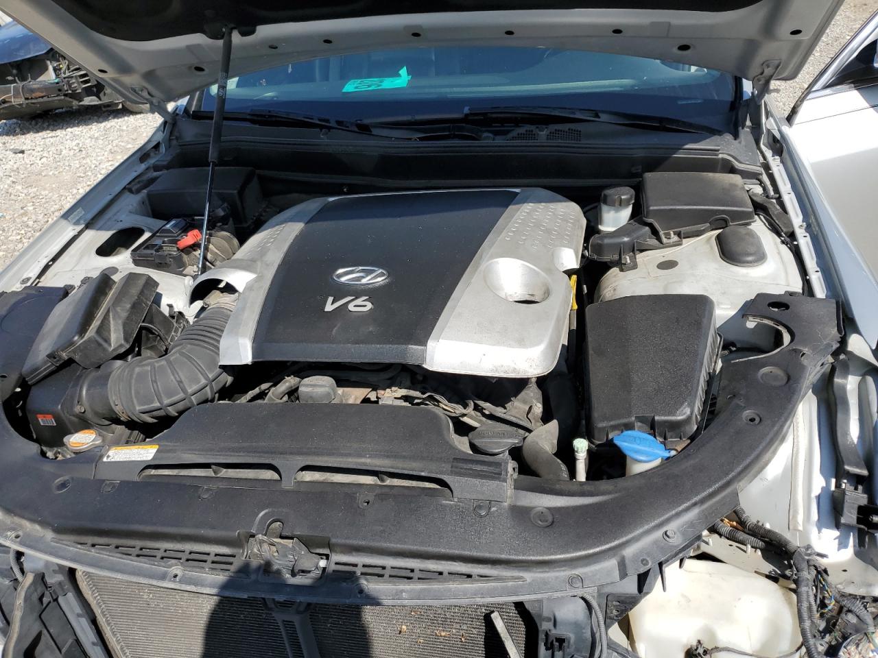 2011 Hyundai Genesis 3.8L VIN: KMHGC4DE6BU122453 Lot: 71179105