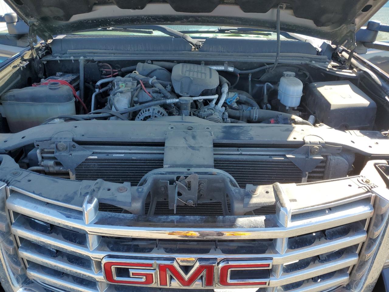 2010 GMC Sierra K2500 Heavy Duty VIN: 1GT4KZB63AF127664 Lot: 83960615