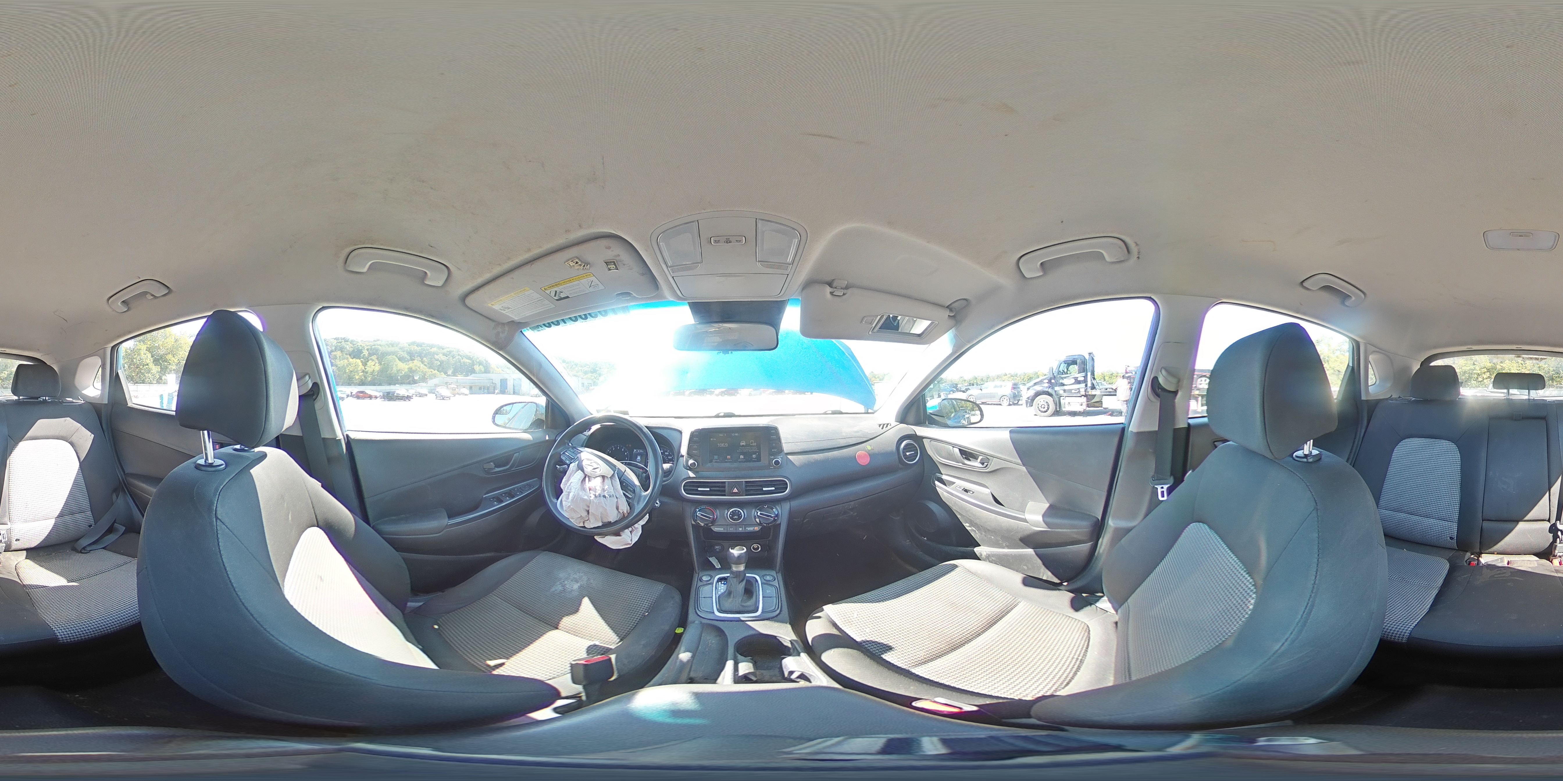 2020 Hyundai Kona Se VIN: KM8K1CAA7LU461784 Lot: 70906155