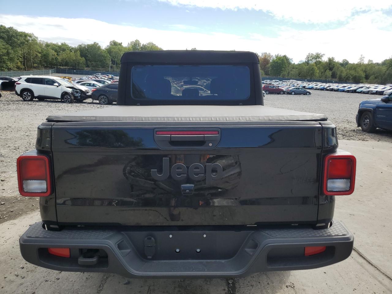 2023 Jeep Gladiator Sport VIN: 1C6HJTAG8PL576271 Lot: 71978895