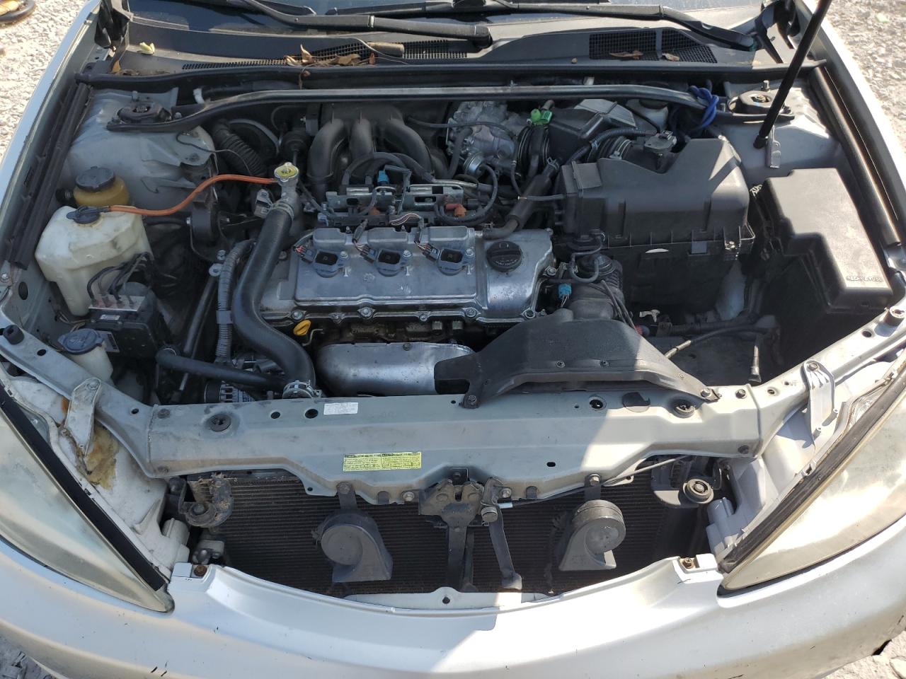 2004 Toyota Camry Le VIN: 4T1BF32K04U586247 Lot: 71740095