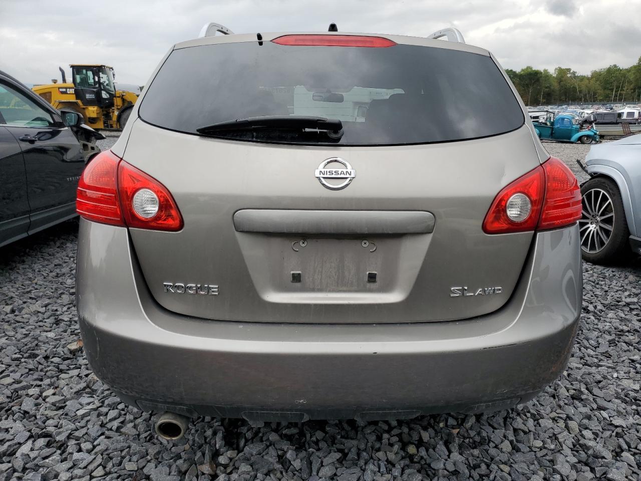 2010 Nissan Rogue S VIN: JN8AS5MV3AW105782 Lot: 82073415