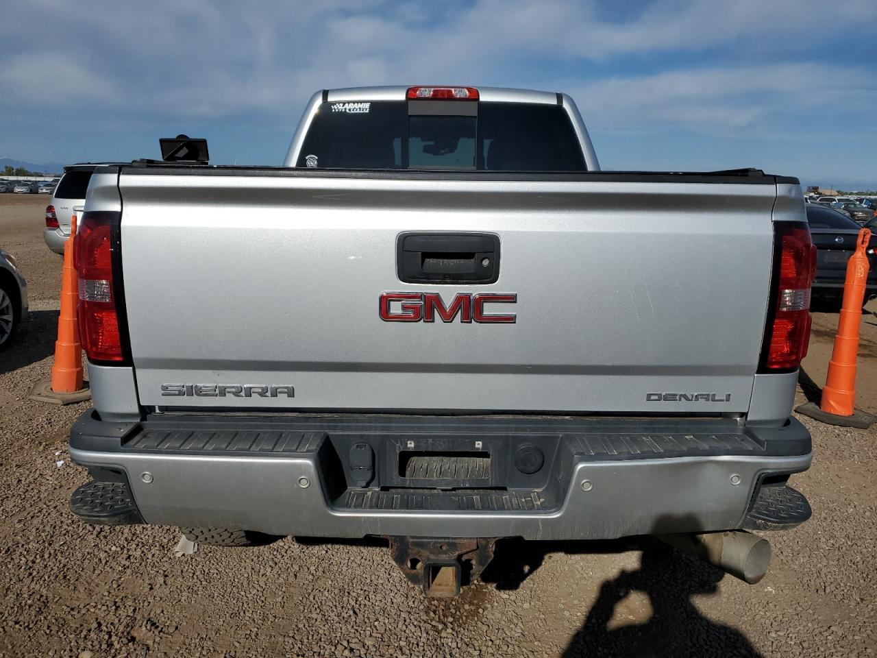 2015 GMC Sierra K2500 Denali VIN: 1GT120E88FF192982 Lot: 80834375