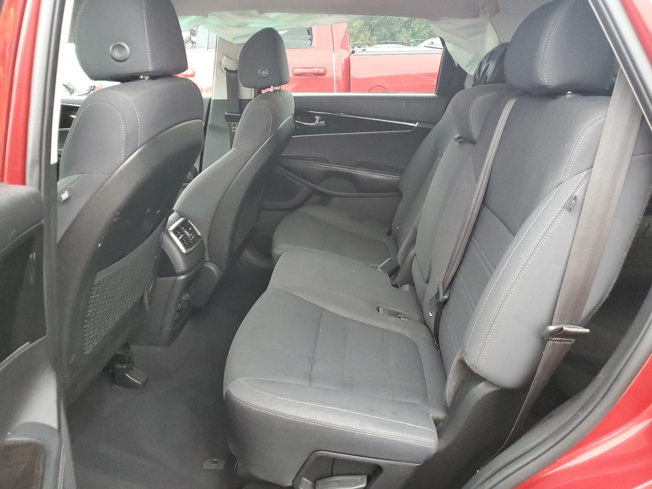 2018 Kia Sorento Lx VIN: 5XYPGDA32JG421594 Lot: 84000835