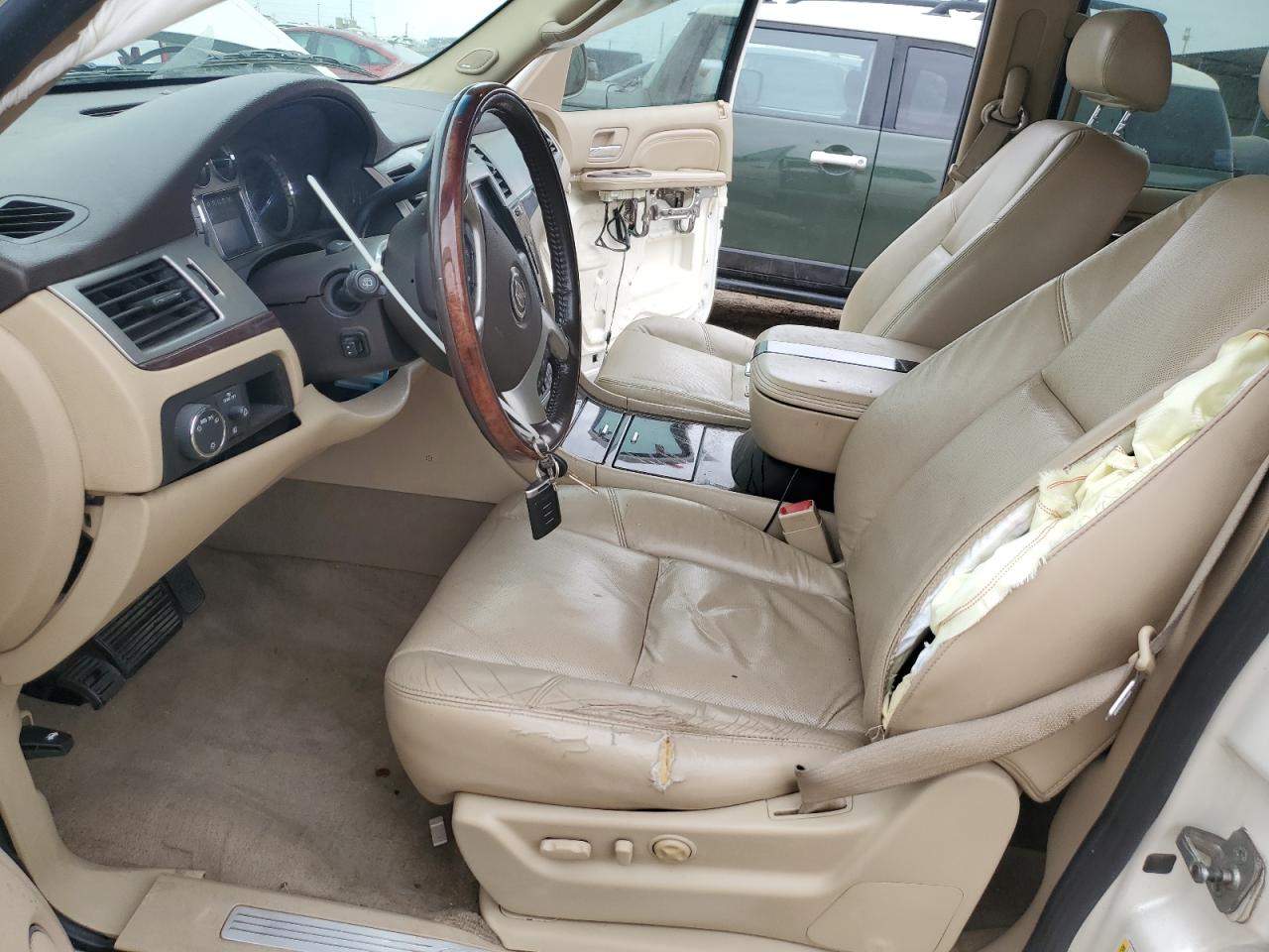 2010 Cadillac Escalade Premium VIN: 1GYUKCEF2AR278349 Lot: 70423935