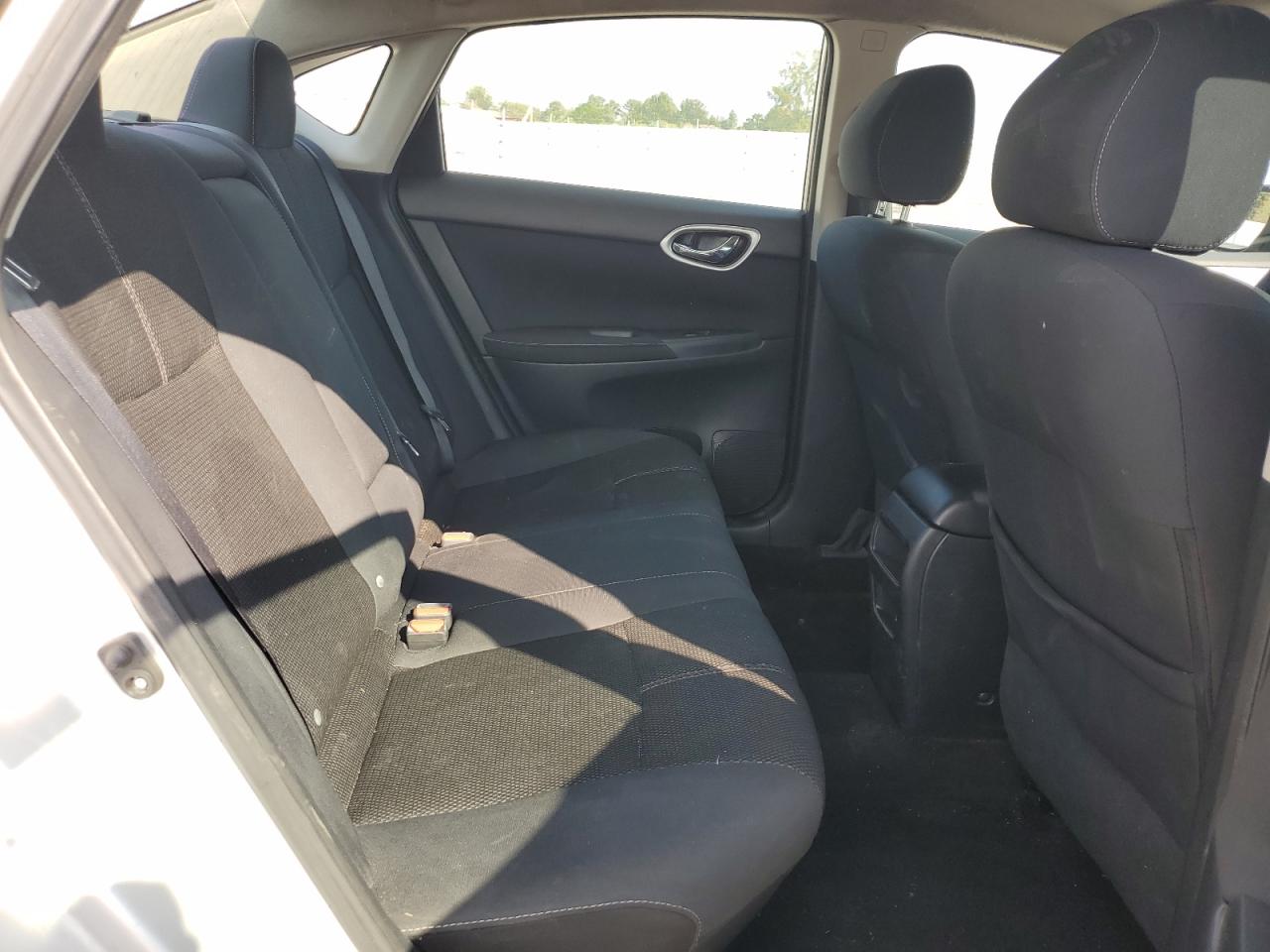 2015 Nissan Sentra S VIN: 3N1AB7APXFY371669 Lot: 71749365