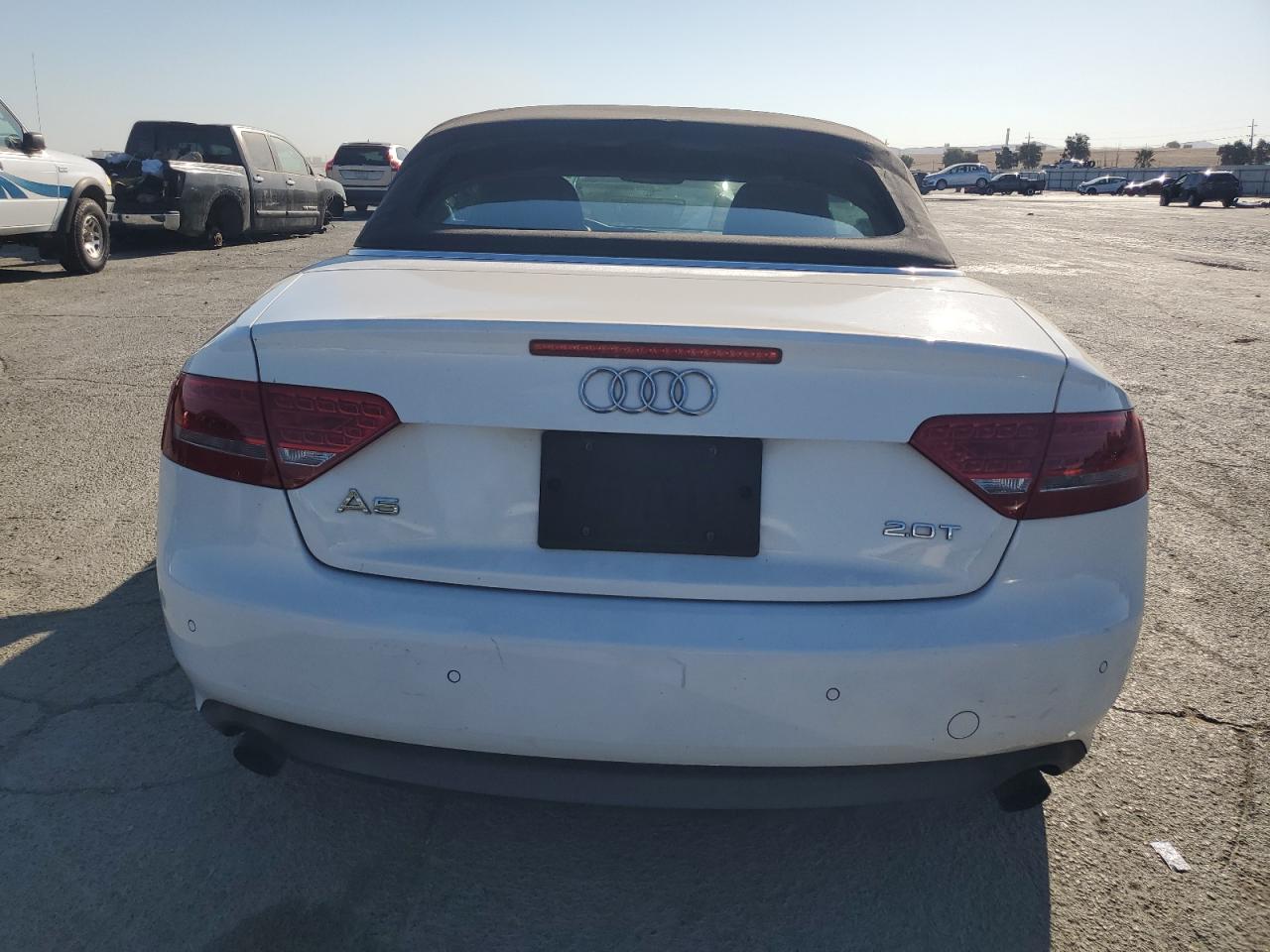 2010 Audi A5 Premium Plus VIN: WAUJFAFH3AN017737 Lot: 81344915