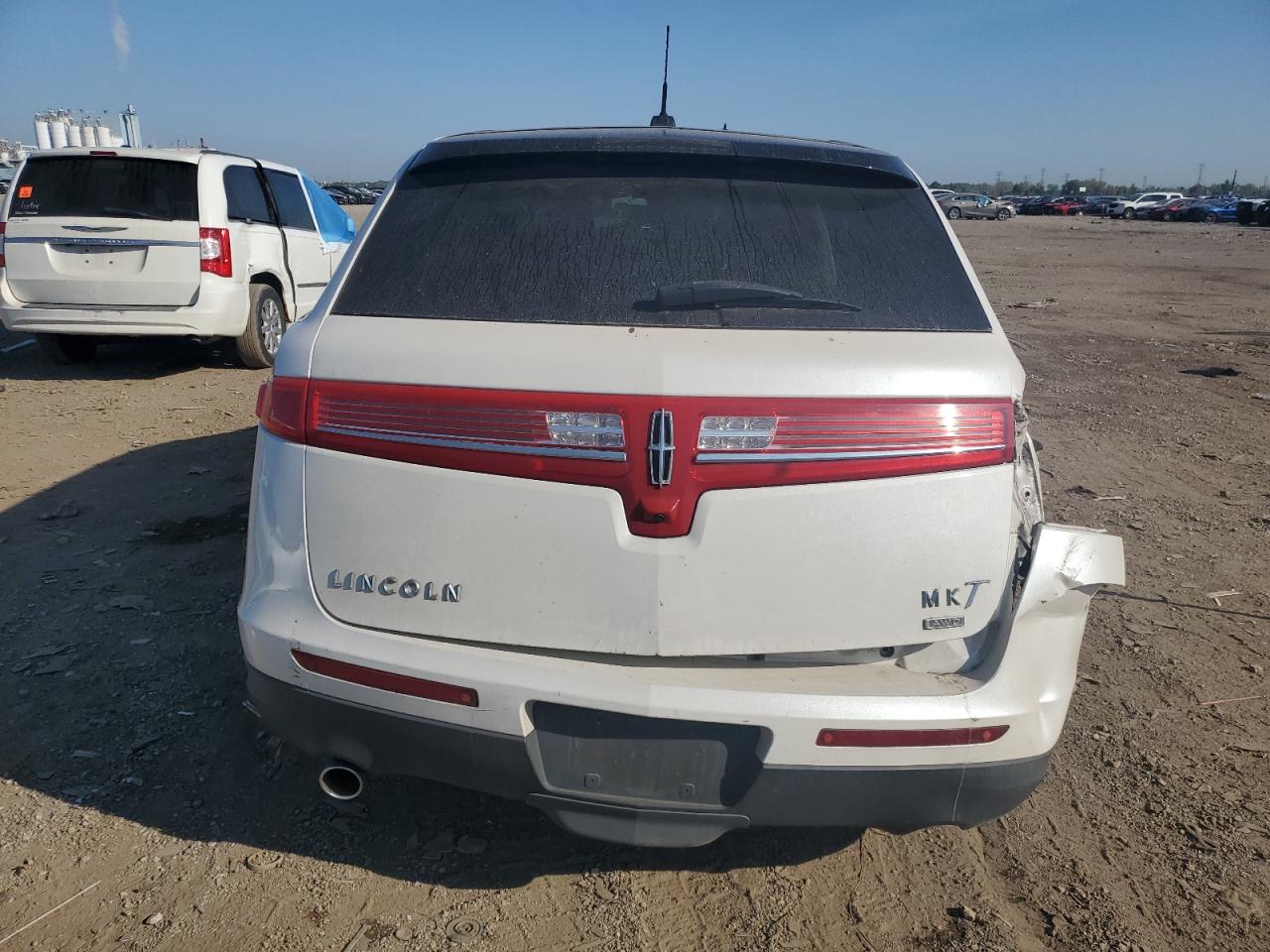 2010 Lincoln Mkt VIN: 2LMHJ5AR8ABJ28139 Lot: 80810395