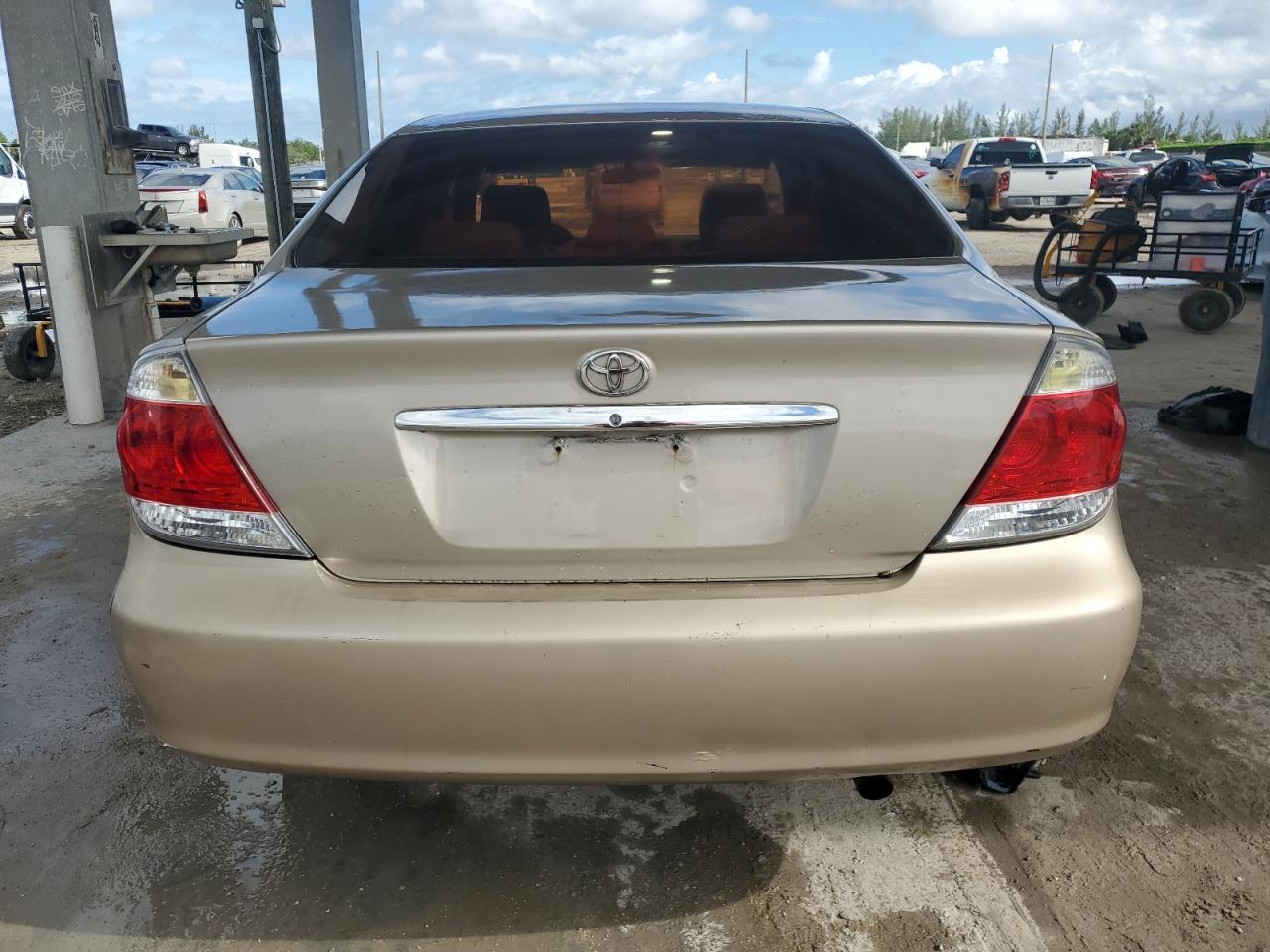 2005 Toyota Camry Le VIN: 4T1BE32K25U013080 Lot: 80540515