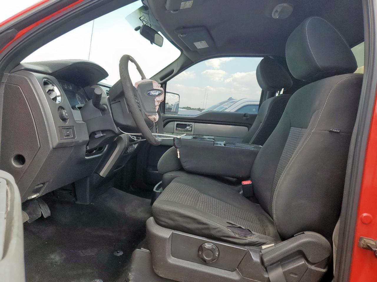 2011 Ford F150 VIN: 1FTMF1CM8BFA55073 Lot: 80463505