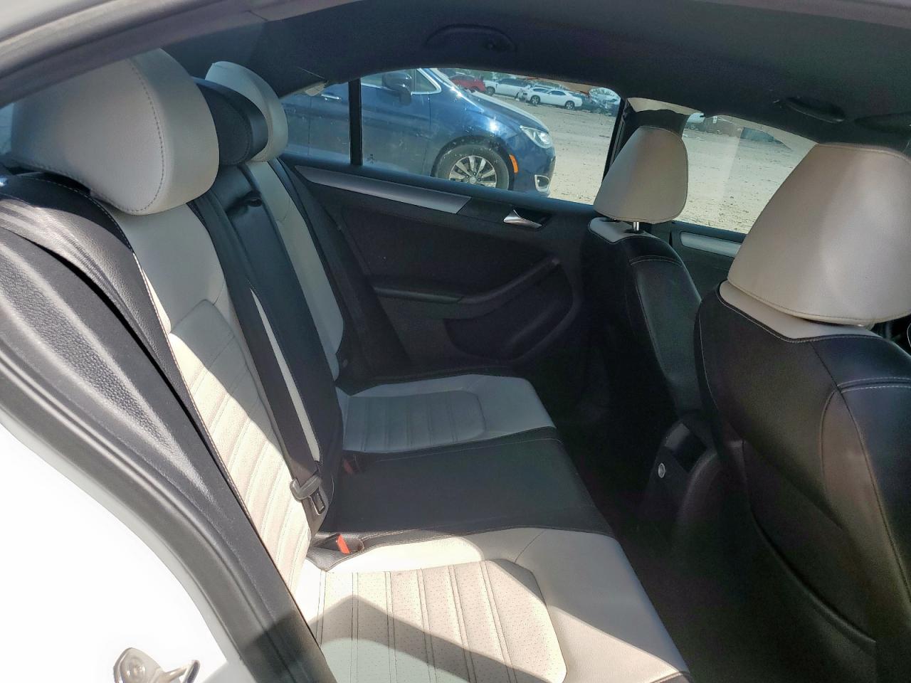 2016 Volkswagen Jetta Sport VIN: 3VWD17AJ6GM393067 Lot: 80480165