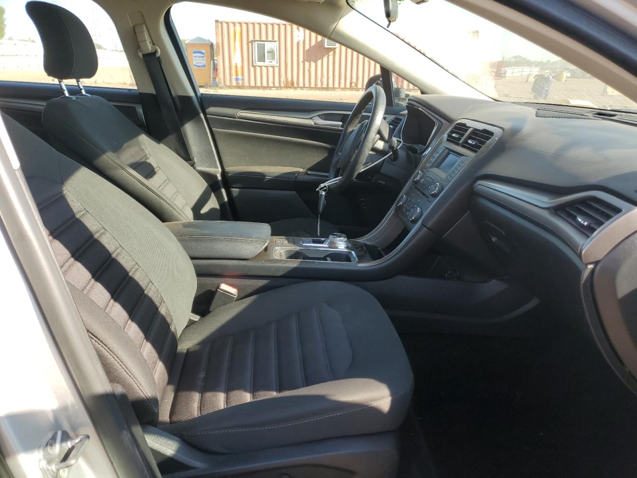 2017 Ford Fusion Se Hybrid VIN: 3FA6P0LU1HR385350 Lot: 81770655