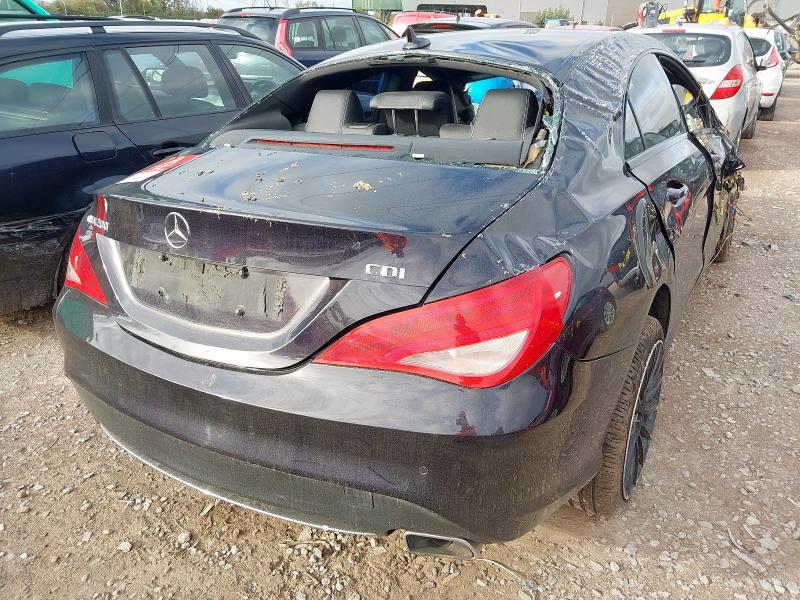 2015 MERCEDES-BENZ CLA200 SPORT CDI 