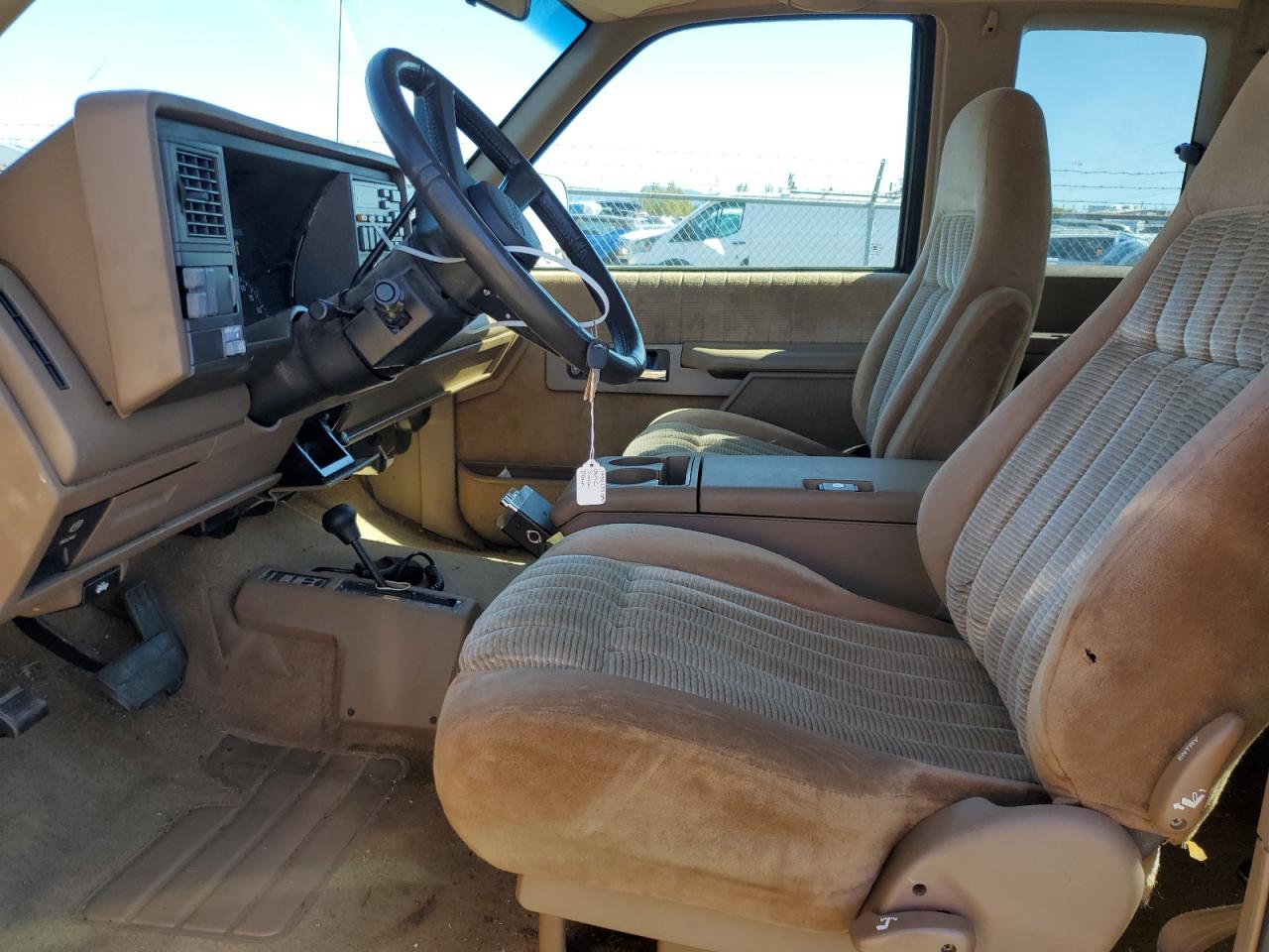 1994 GMC Sierra K2500 VIN: 2GTFK29K1R1553455 Lot: 80840285