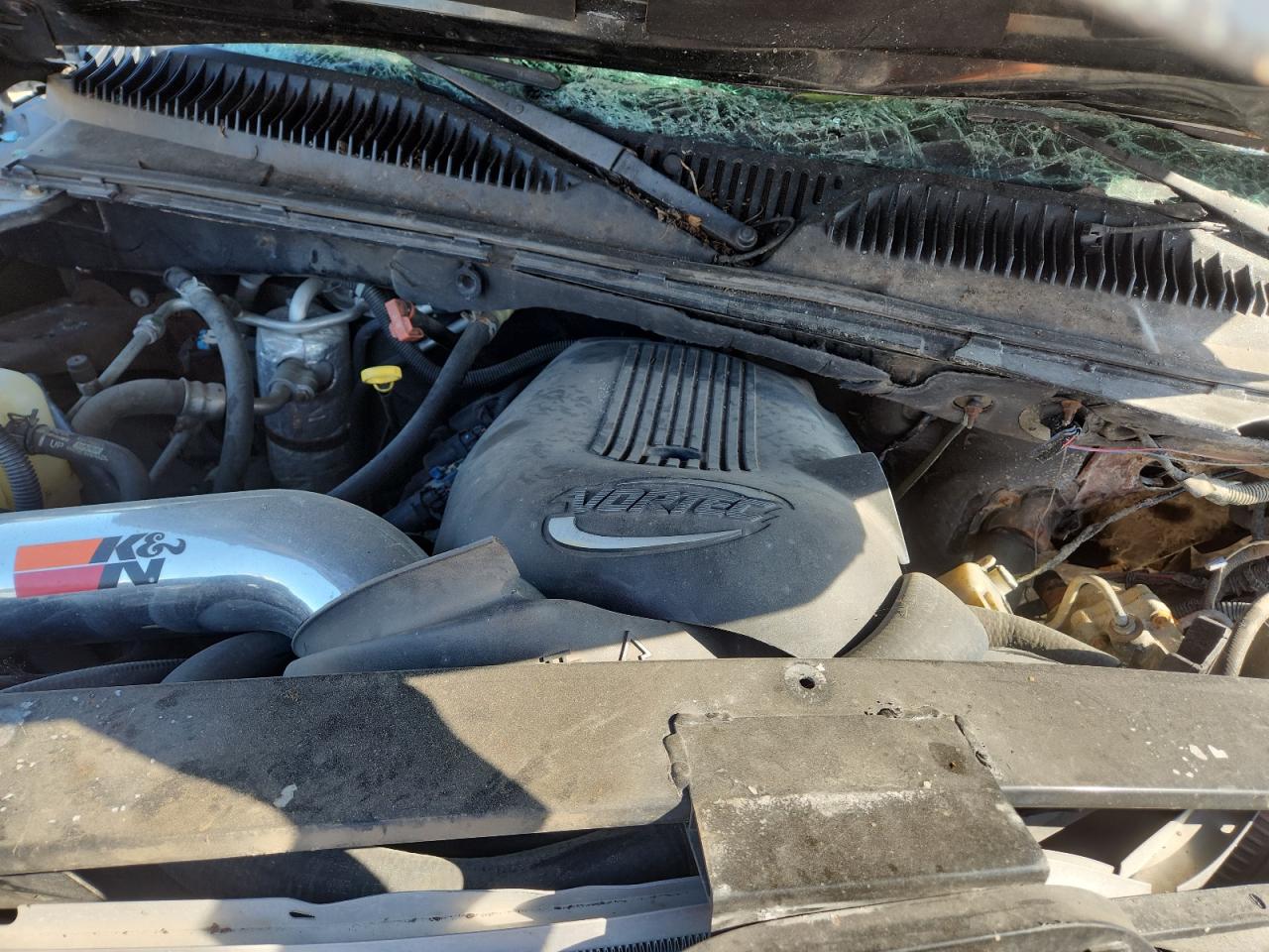 2004 Chevrolet Suburban K1500 VIN: 1GNFK16Z74J101656 Lot: 71978545