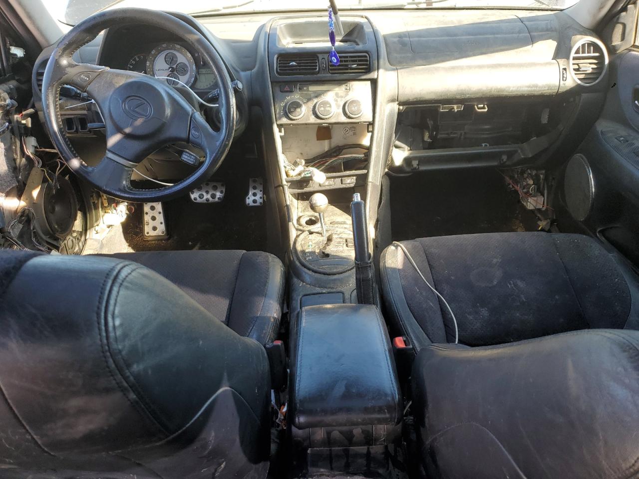 2003 Lexus Is 300 VIN: JTHBD192030075825 Lot: 81836325