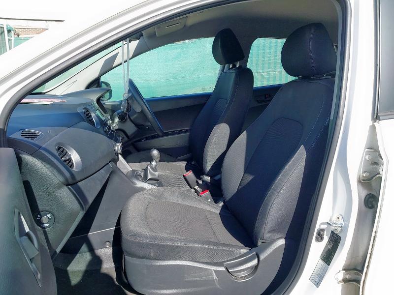 2017 HYUNDAI I10 SE