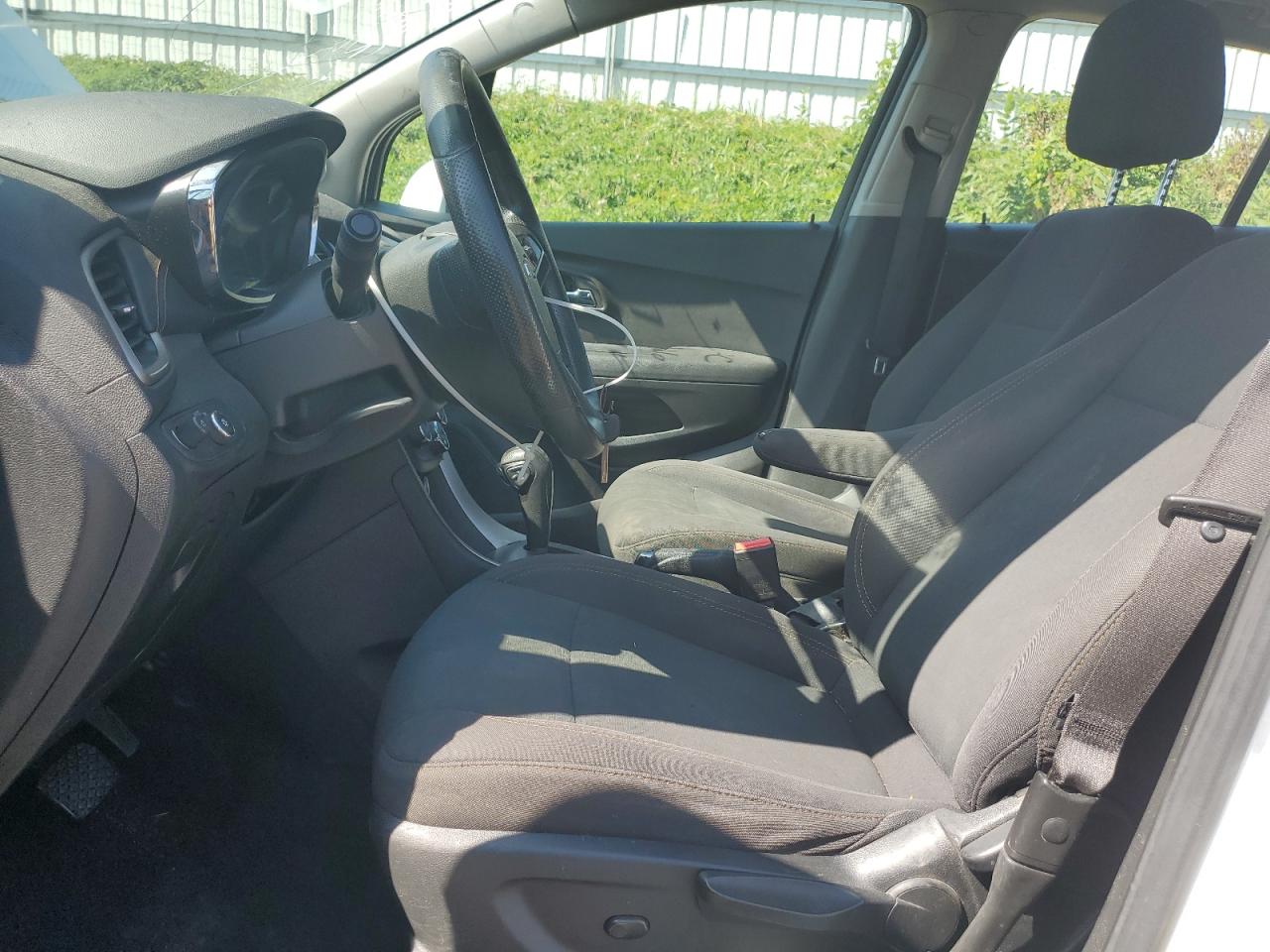 2018 Chevrolet Trax Ls VIN: 3GNCJKSB4JL409599 Lot: 71651735