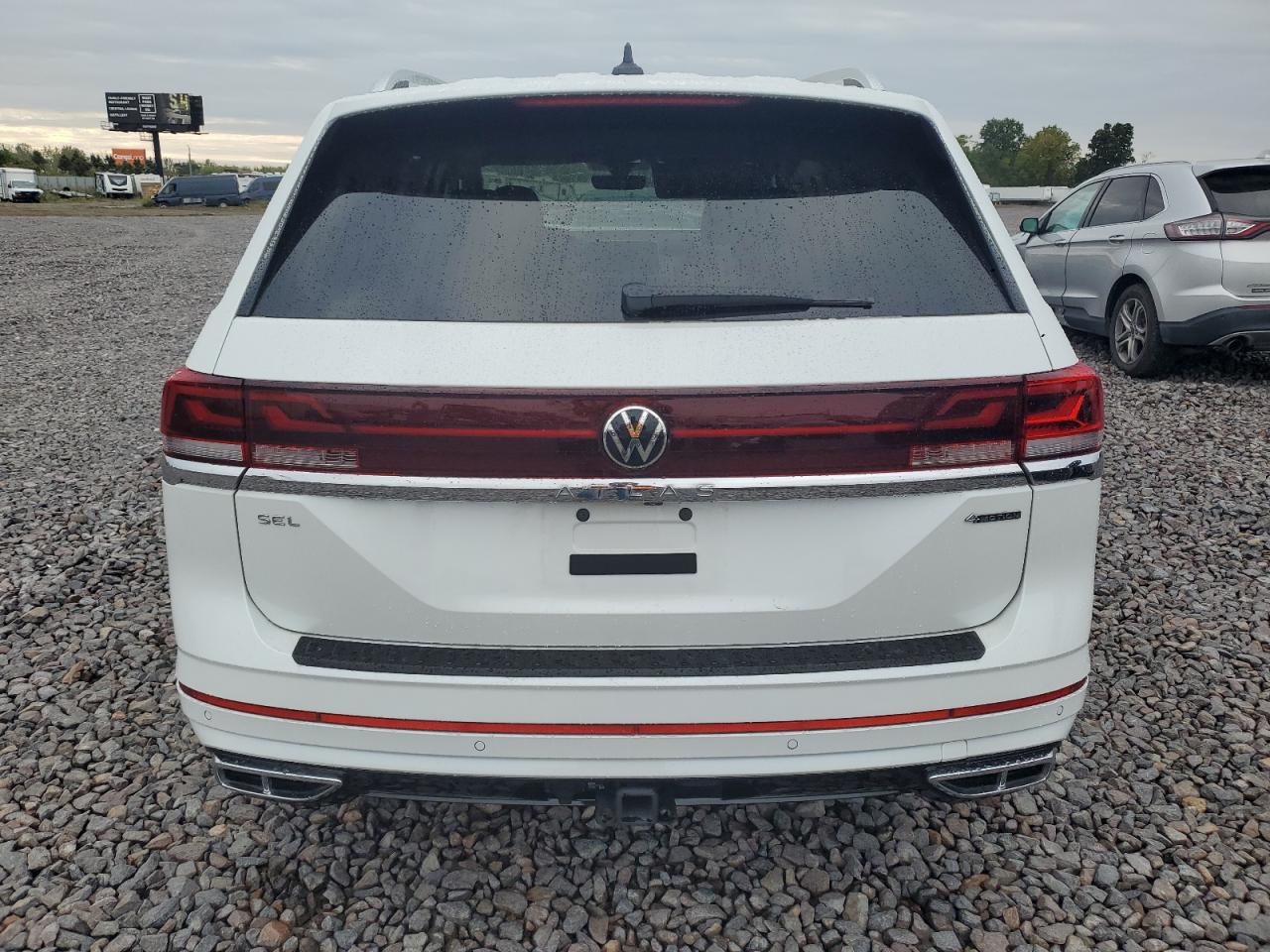 2024 Volkswagen Atlas Sel Premium R-Line VIN: 1V2FR2CA9RC550257 Lot: 83845235