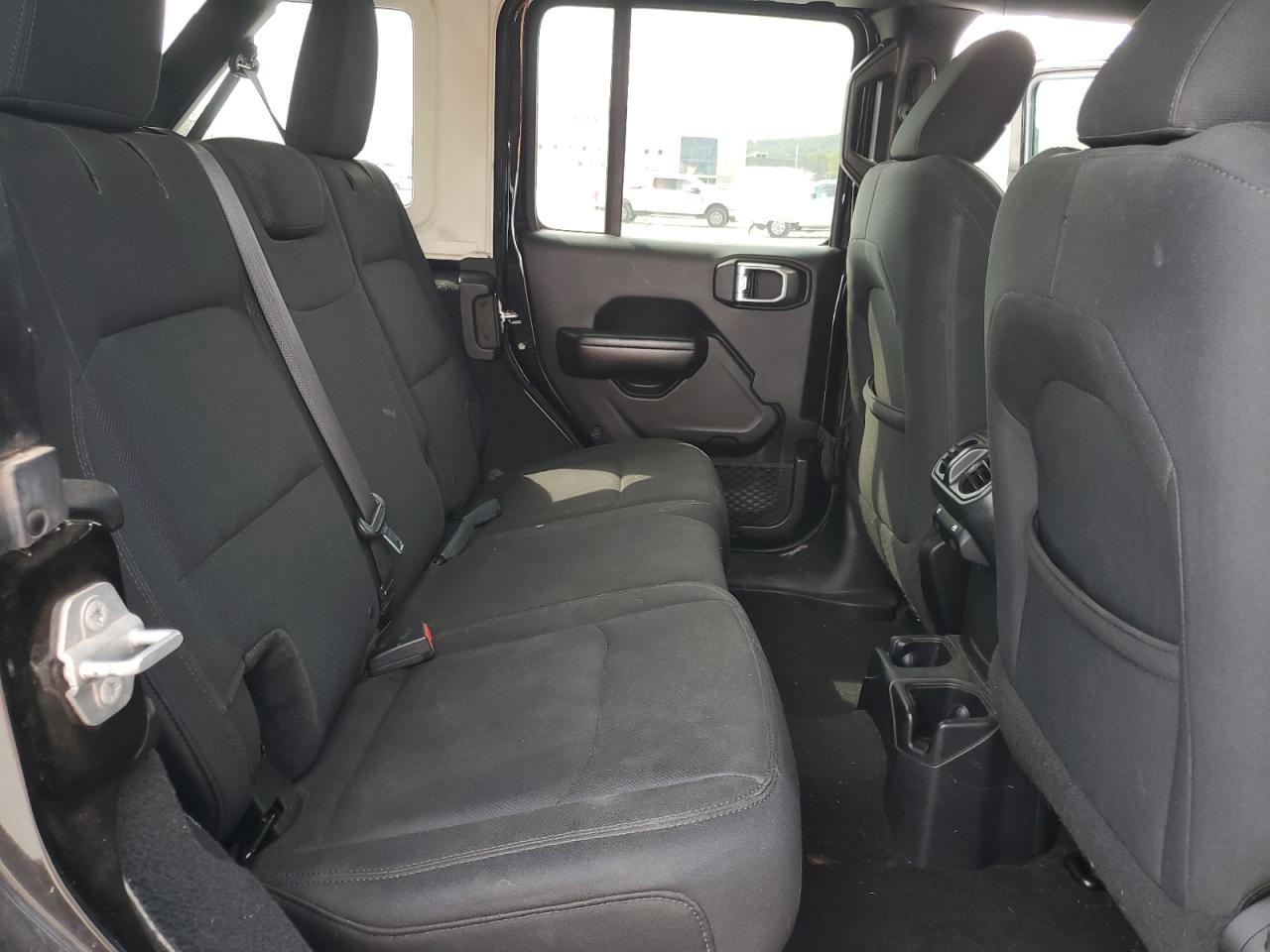 2018 Jeep Wrangler Unlimited Sport VIN: 1C4HJXDGXJW105594 Lot: 80144805