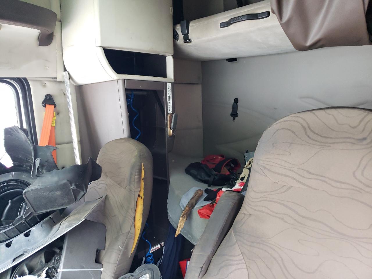 2014 Volvo Vnl Semi Truck VIN: 4V4NC9EHXEN171840 Lot: 68332105