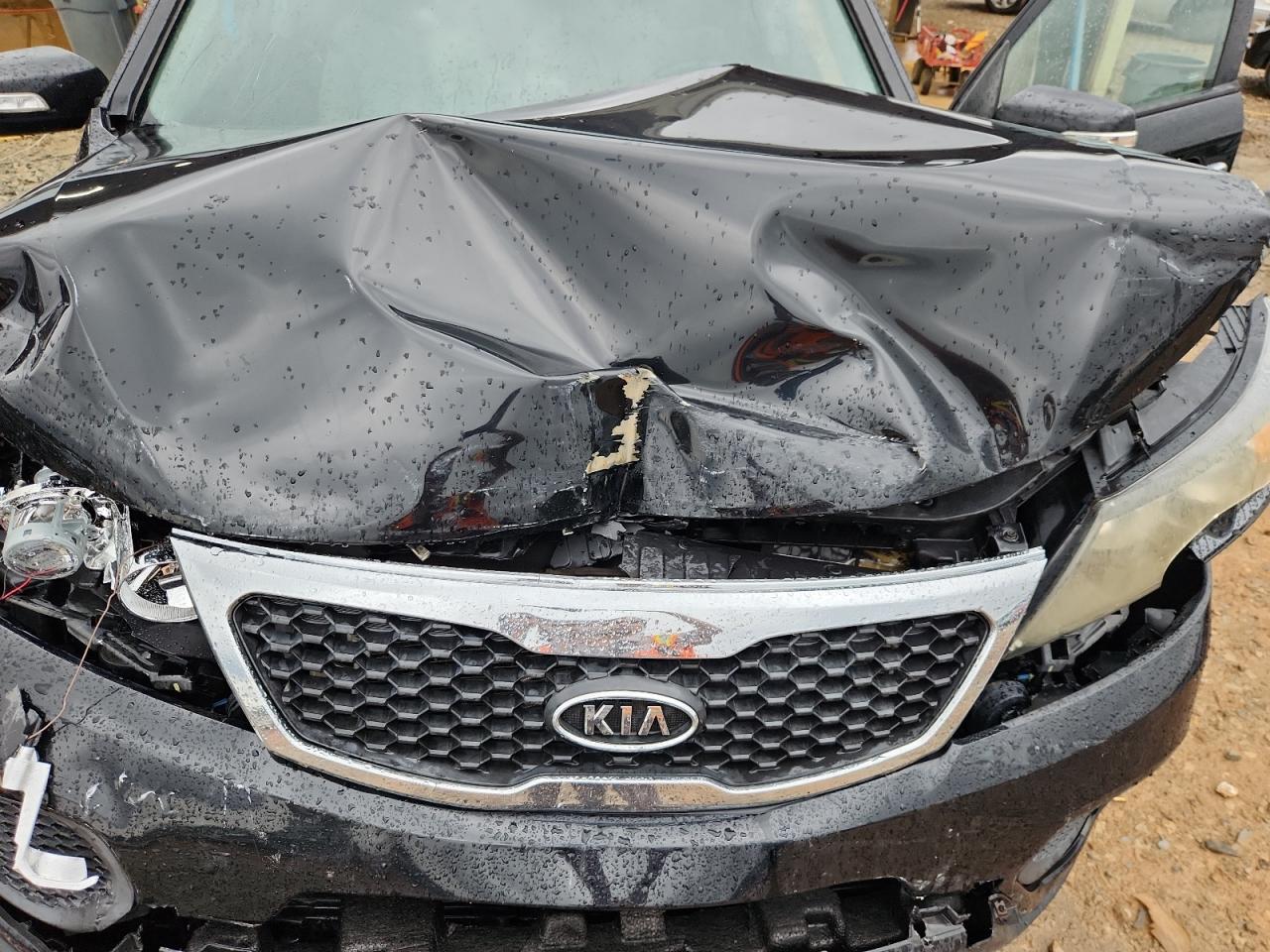 2012 Kia Sorento Base VIN: 5XYKT3A15CG242015 Lot: 81762275