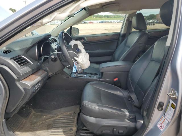  SUBARU OUTBACK 2019 Srebrny